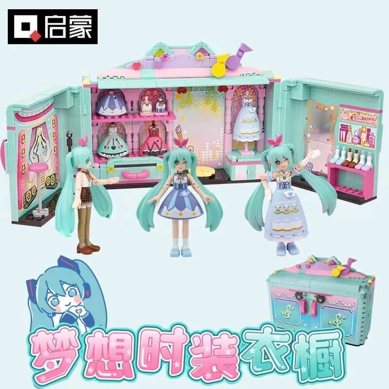 QMAN 76013 Hatsune Miku Dream Fashion Wardrobe - Anime Cosplay Costume Set for Vocaloid Fans | Perfect for Halloween, Cosplay Events & Themed Parties