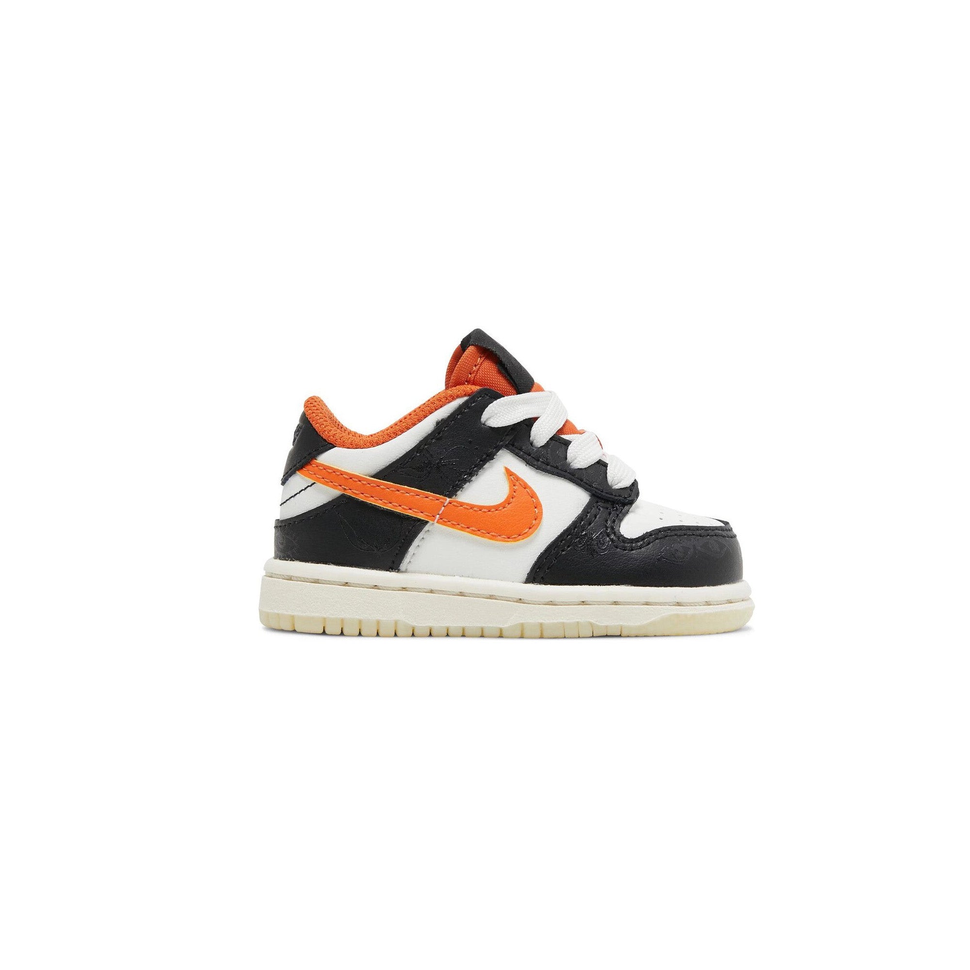 Nike Dunk Low PRM 'Halloween' TD Sneakers (2021) - Limited Edition Halloween-Themed Shoes for Trick-or-Treating & Costume Parties