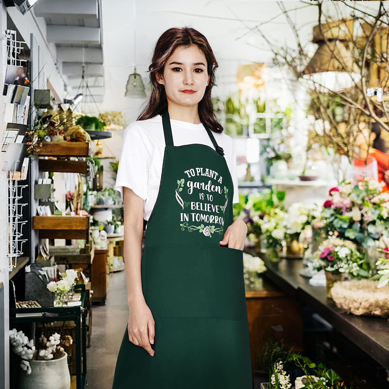 Funny Waterproof Garden Aprons for Women - Cute Gardening Gifts for Mom, Wife, Grandma - Ideal for Cooking, Baking & Outdoor Activities - Perfect for Mother's Day, Birthday & Housewarming Gifts