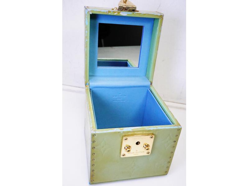 Authentic Pre-Owned Louis Vuitton Vernis Green Bleecker Cosmetic Trunk Box M91003 192014 - Vintage Luxury Makeup Case for Travel & Collector's Display
