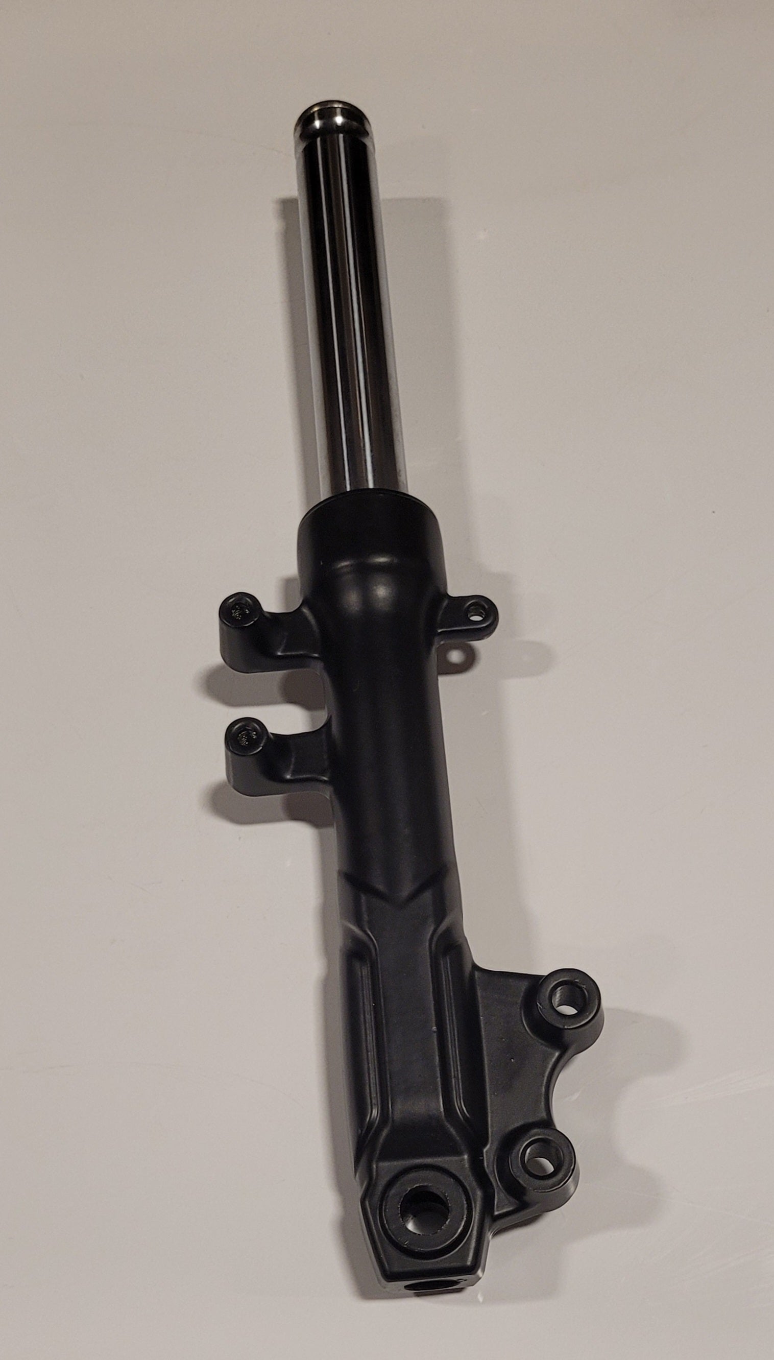 Italia Ultra Front Left Shock Absorber - High Performance Car Suspension Part for Smooth Rides on Rough Roads | Perfect for Off-Roading & Daily Commuting