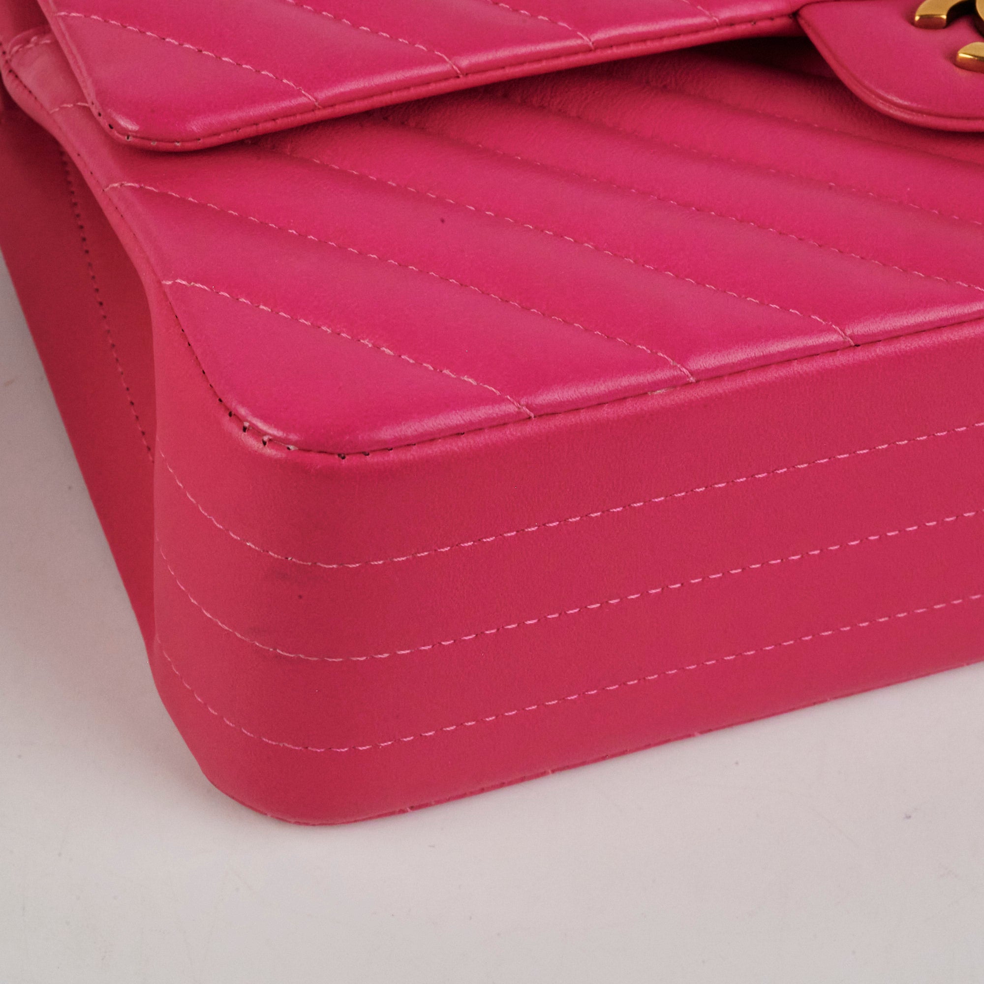 Chanel Medium Classic Flap Bag Chevron Lambskin Leather in Pink | Luxury Designer Handbag for Women | Perfect for Date Night, Parties & Special Occasions