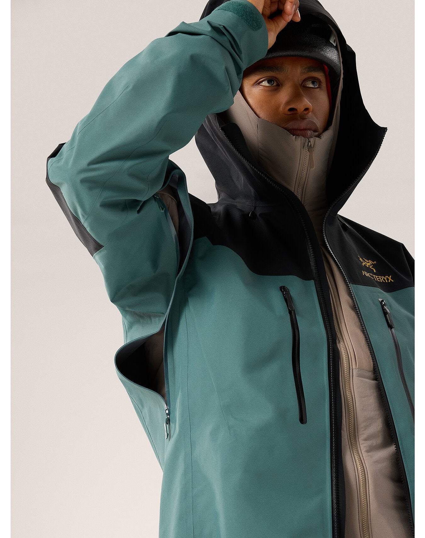 Men's Alpha SV Jacket - Waterproof & Breathable Outdoor Shell for Hiking, Skiing & Mountaineering | X000007319