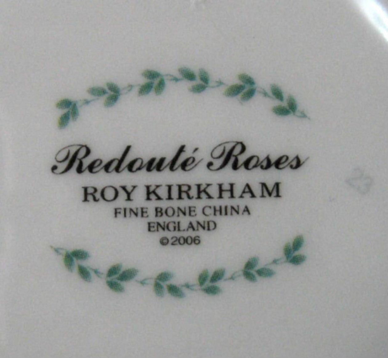 Roy Kirkham Redoute Roses English Bone China Teapot and Stand - 6 Cup Large Capacity - Perfect for Afternoon Tea, Gifts, and Elegant Home Decor