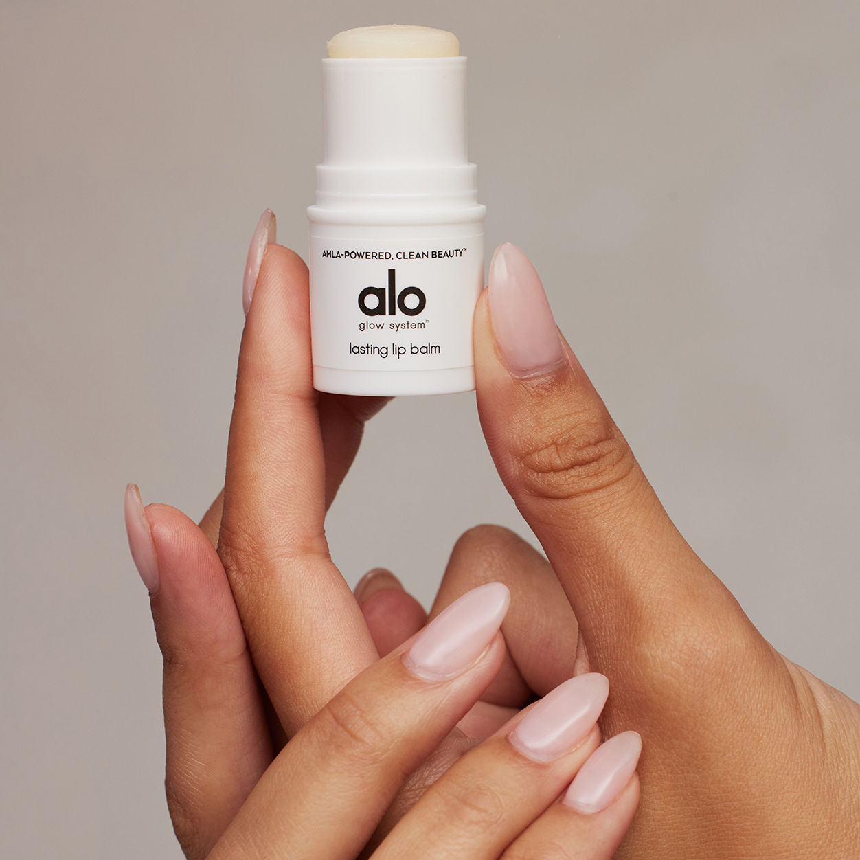 Long-Lasting Moisturizing Lip Balm for Dry & Chapped Lips - All-Day Hydration & Nourishment - Perfect for Winter, Outdoor Activities & Daily Use