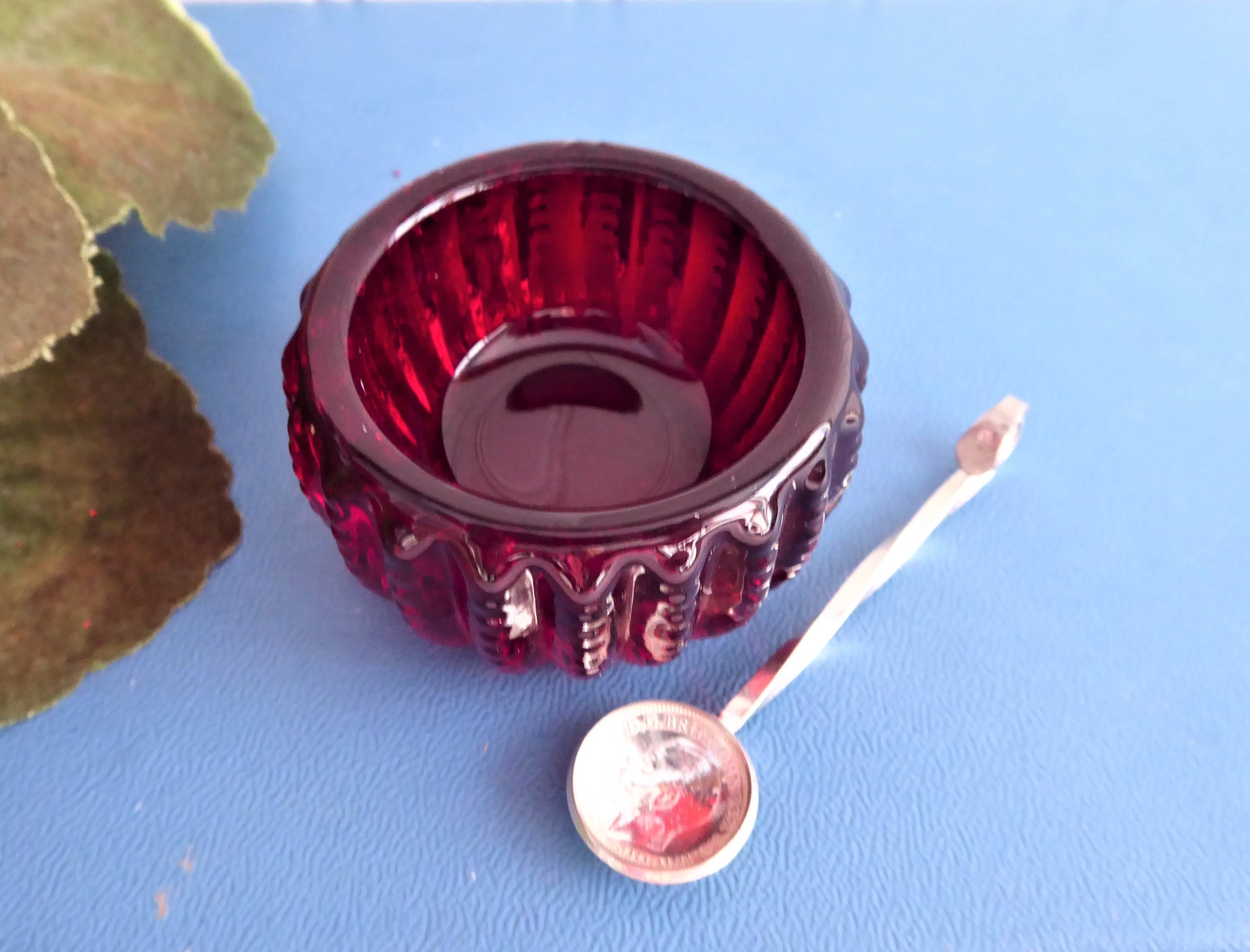 Vintage Ruby Red Glass Salt Dip & Teabag Holder - Imperial Glass Zipper Open Salt Container 1970s Retro Kitchenware for Tea Parties & Collectors
