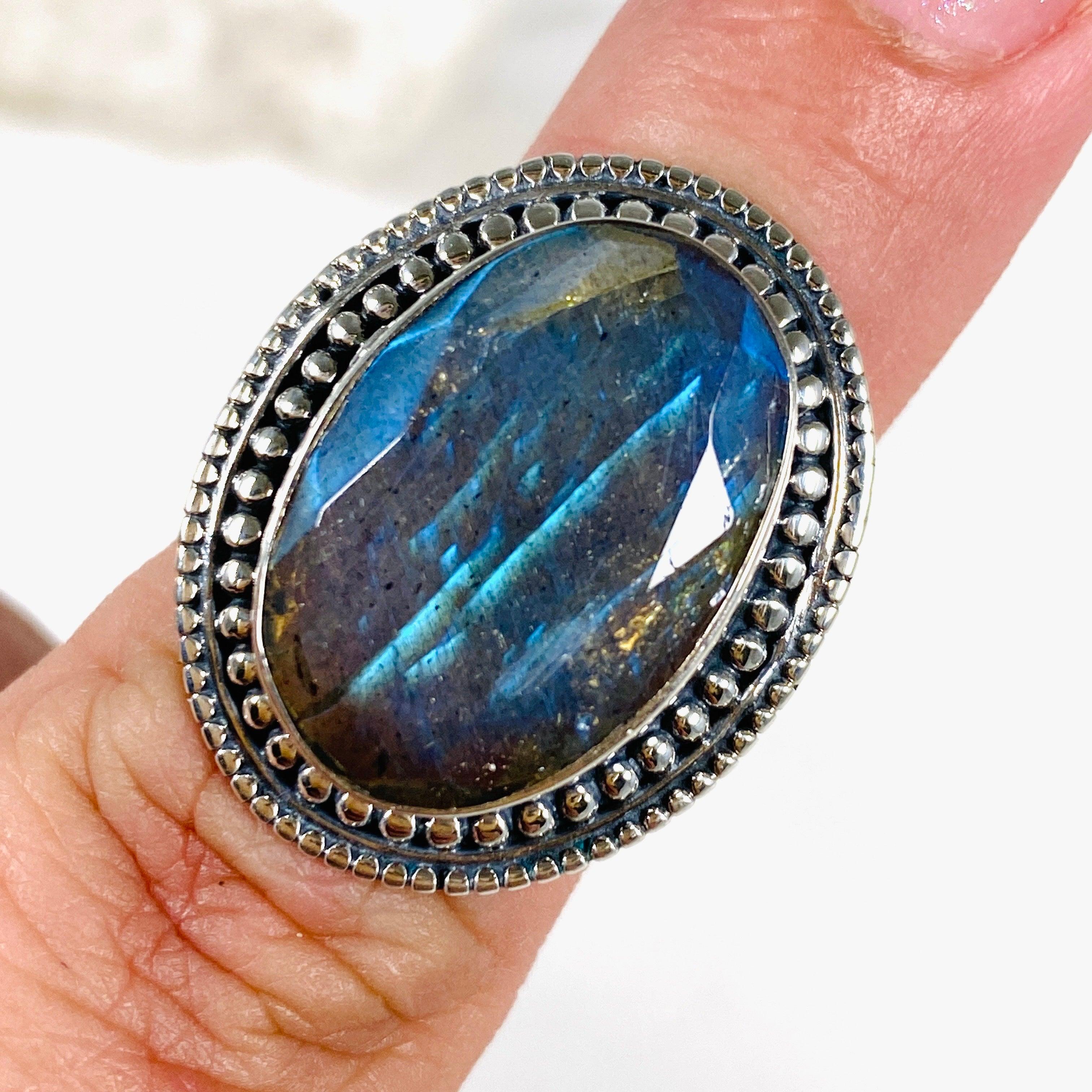 Labradorite Faceted Oval Ring - Size 6 - KRGJ2718 - Elegant Gemstone Jewelry for Women, Perfect for Weddings, Parties & Special Occasions