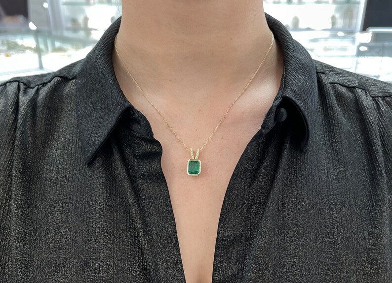 3.17tcw 14K Gold Natural Dark Green Emerald & Diamond Pendant Necklace - Elegant Jewelry Gift for Women, Perfect for Weddings, Anniversaries & Special Occasions