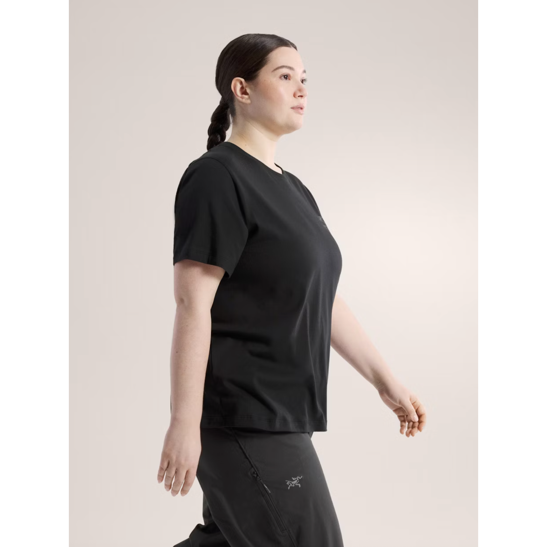 Arctery'x Women's Kragg SL Cotton Emblem Short Sleeve Crew Shirt - Comfortable Casual Top for Hiking, Travel & Outdoor Adventures
