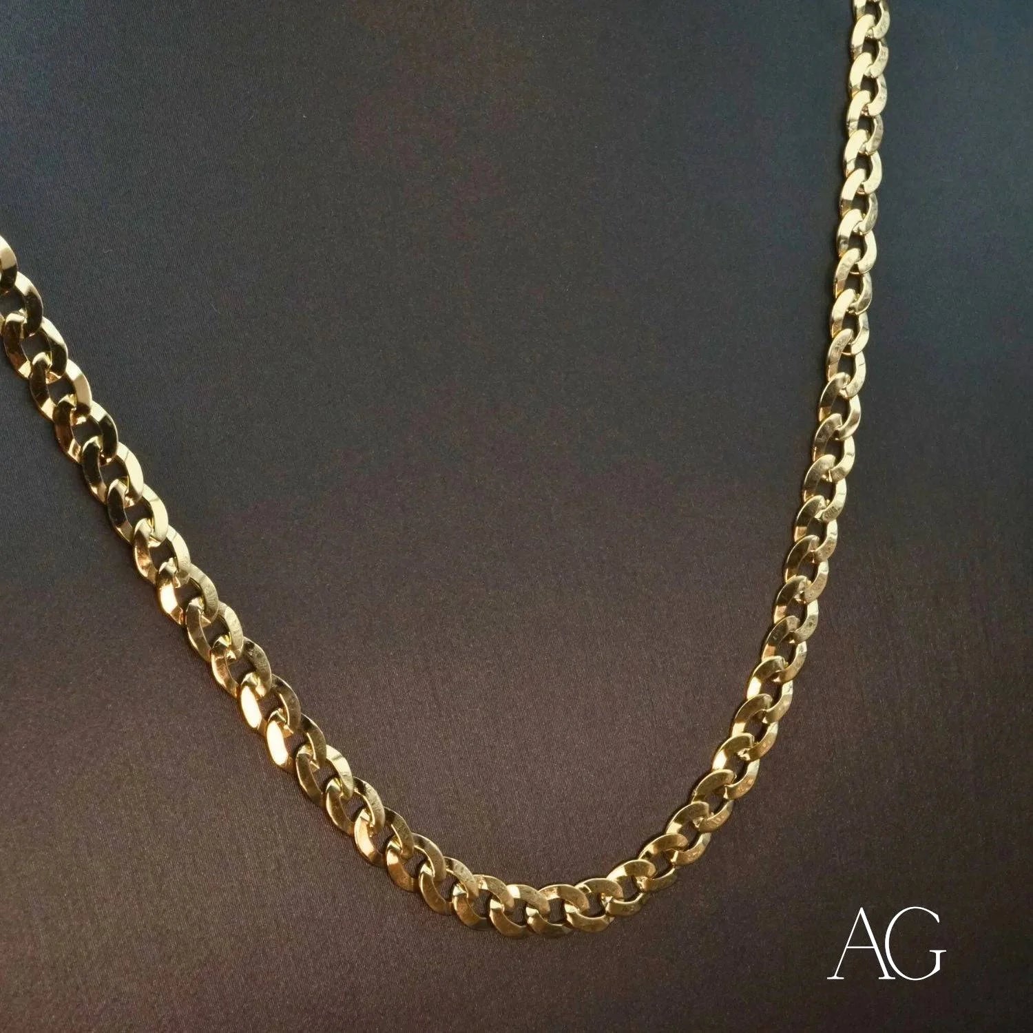 18K Gold Cuban Chain Necklace for Men & Women - Elegant & Durable 18 Karat Gold Plated Cuban Link Chain - Perfect for Gifts, Parties, and Everyday Wear
