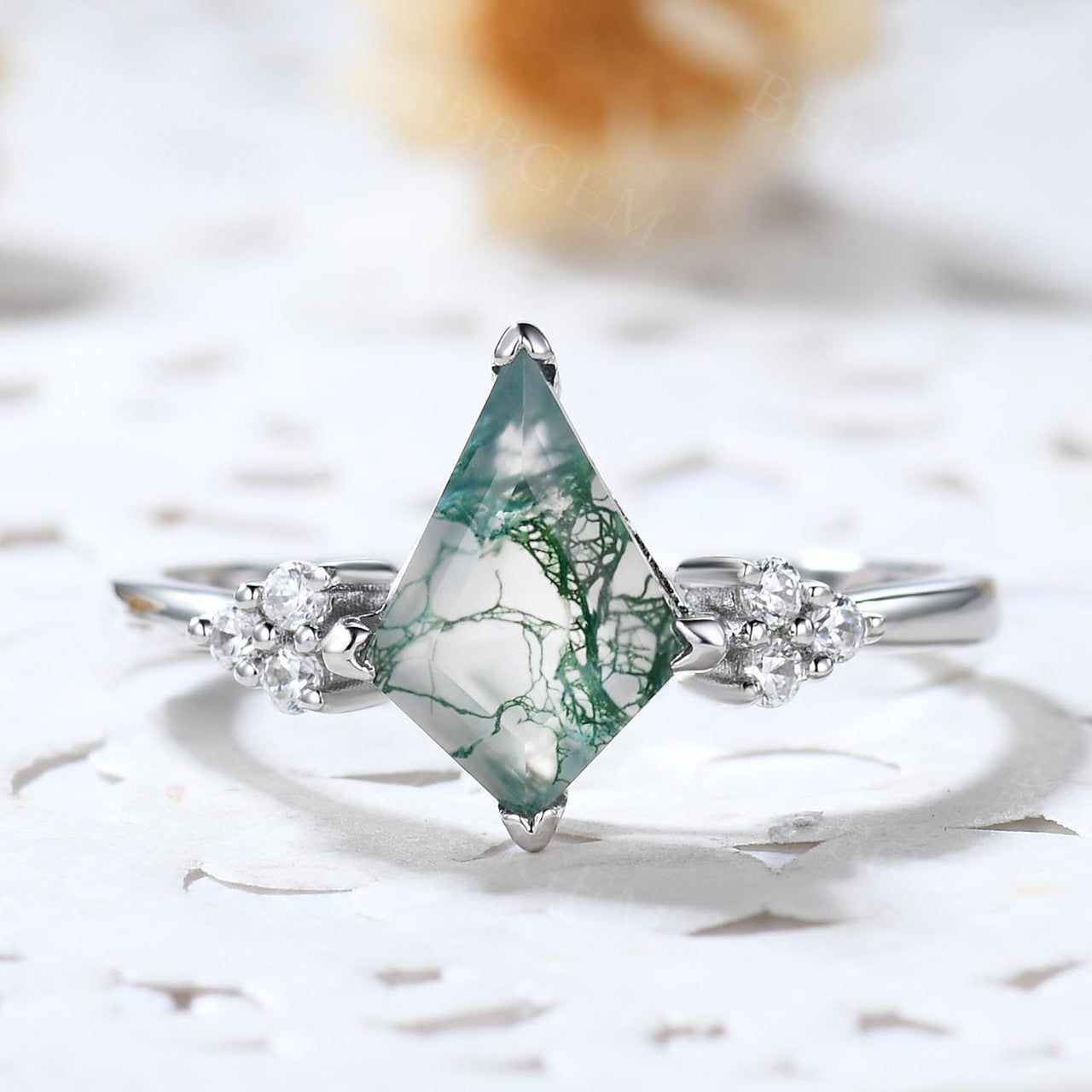 Vintage Kite-Shaped Natural Moss Agate & Diamond Engagement Ring in 14K White Gold - Perfect for Romantic Proposals, Anniversaries & Unique Bridal Jewelry