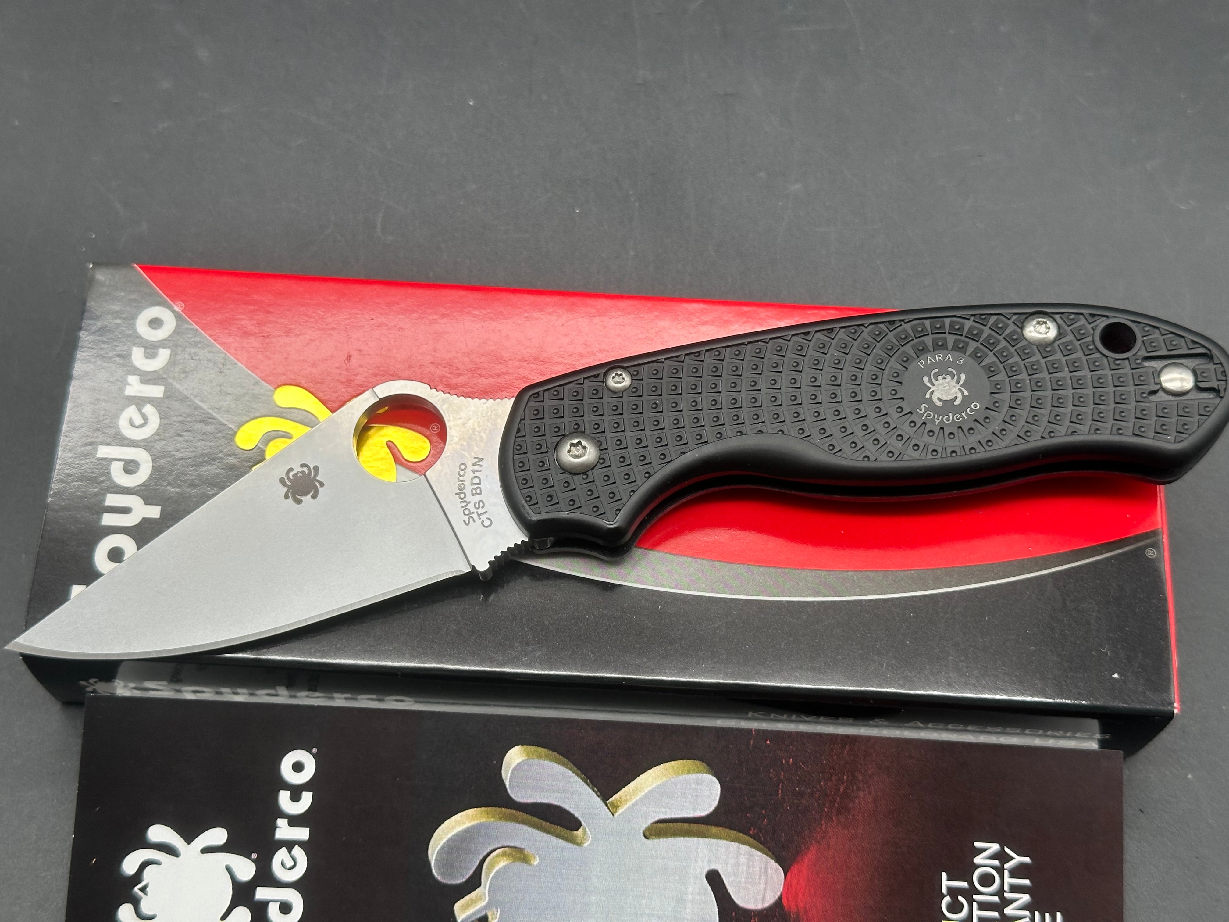 Spyderco Para 3 Lightweight EDC Pocket Knife - 2.93