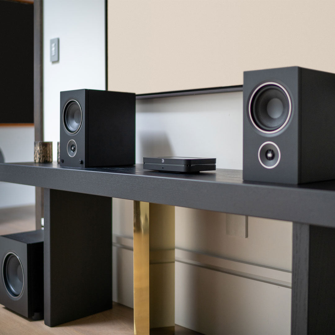 Alpha AM5 Powered Bookshelf Speakers (Pair) - High-Fidelity Stereo Sound for Home Audio, Gaming & Music | Compact Desktop & Shelf Speakers for PC, TV & Vinyl Setup