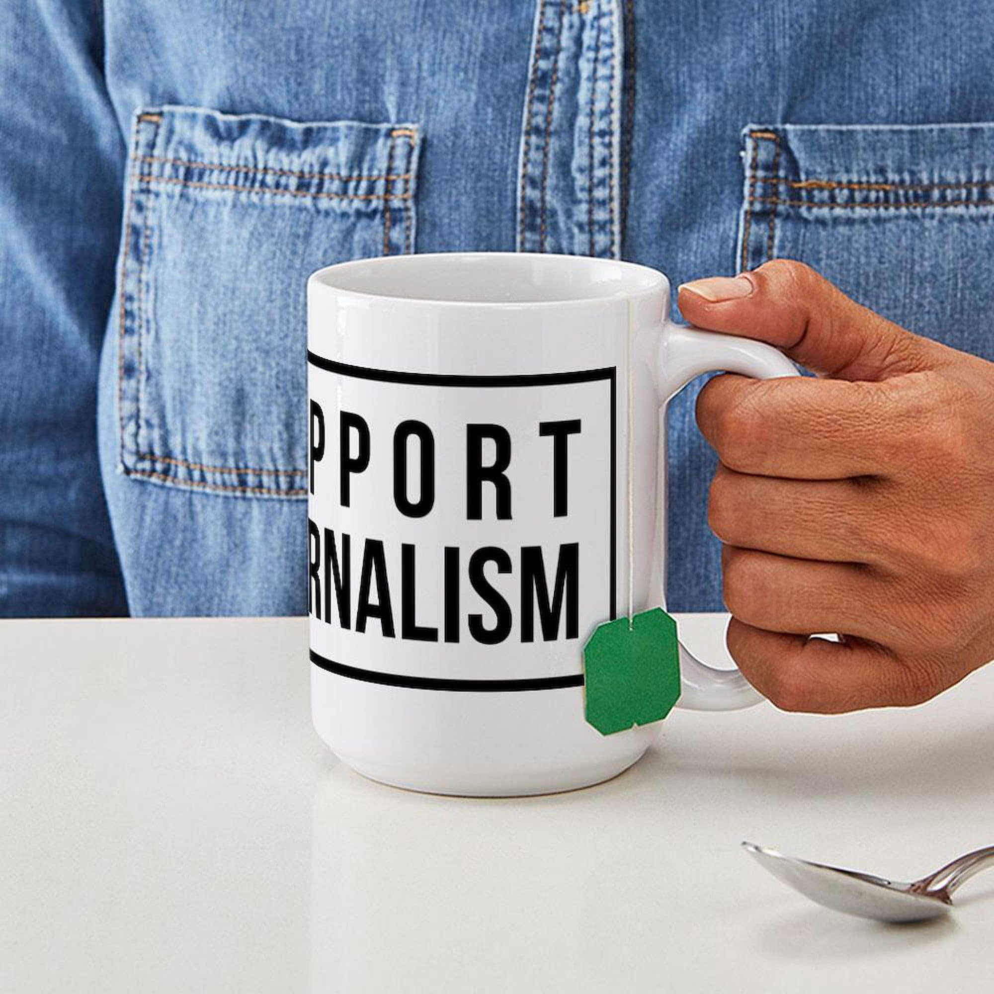 Support Journalism 15 oz (444 ml) Ceramic Coffee Mug - Perfect for Tea, Hot Chocolate & Office Use - Inspirational Gift for Reporters & Writers