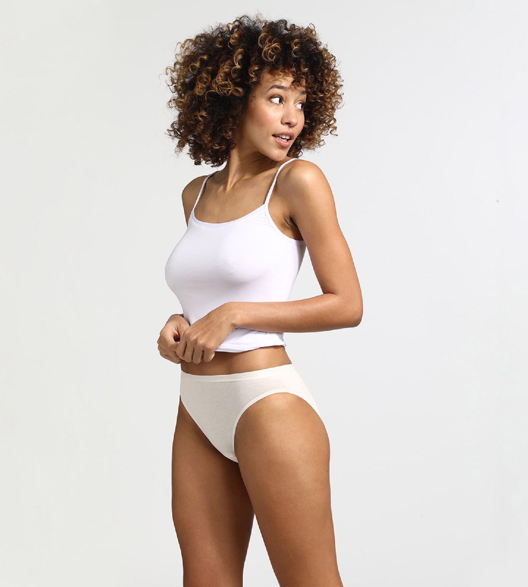 3-Pack Women's Cotton Underwear - Les Pockets Seamless Panties in Nude/Rose/Pearl Colors | Soft & Comfortable for Daily Wear, Travel & Lounge