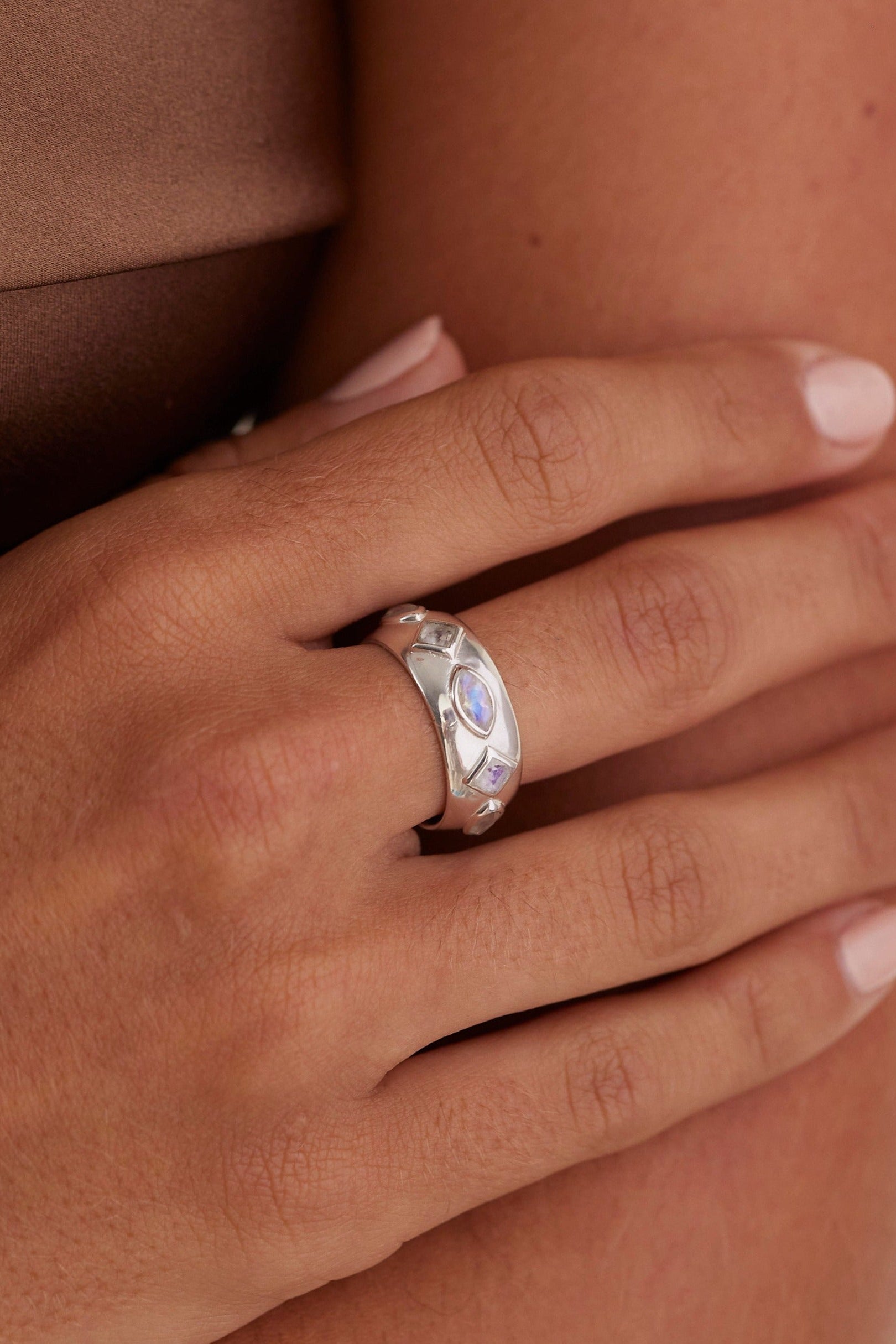 Moonstone Silver Ring for Women - Elegant Sterling Silver Jewelry with Natural Moonstone Gemstone | Perfect for Everyday Wear, Gift Giving & Special Occasions