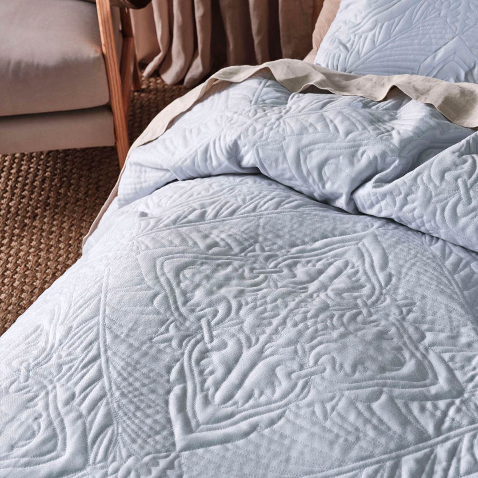 Linen House Isadora Quilt Cover Set - Sky Blue Luxury Bedding for Master & Guest Bedrooms | Soft & Breathable Cotton Blend | Perfect for Home Decor & Cozy Sleep