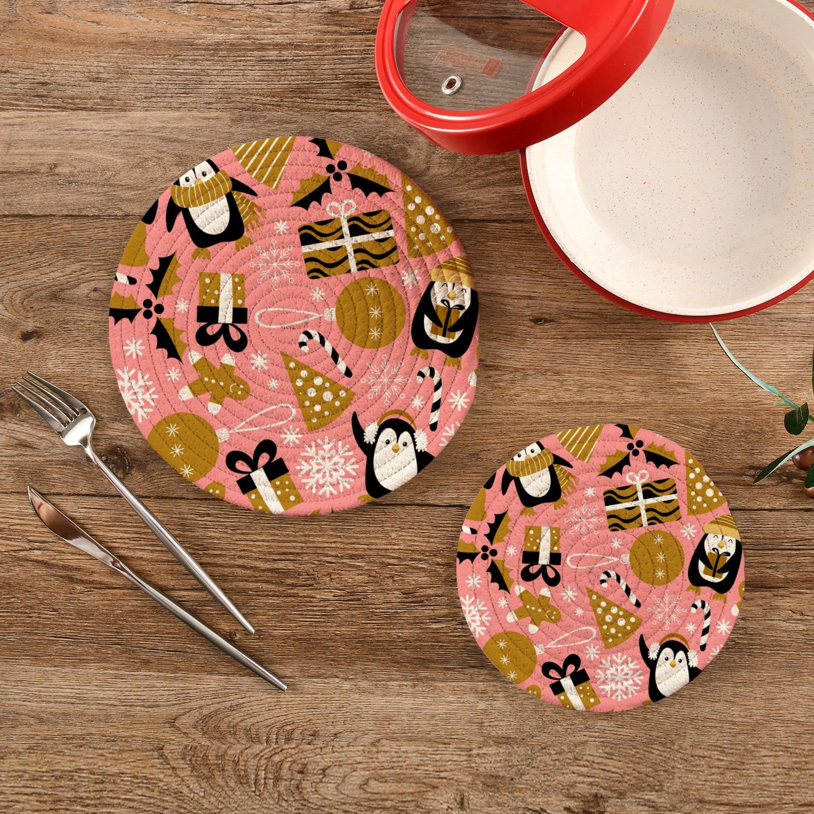 Christmas Penguins Pink Heat Resistant Pot Holders Set of 2 - Cute Gingerbread Candy Snowflake Cotton Trivet Mats for Hot Pans, Bowls & Teapots - Perfect for Holiday Kitchen Decor & Dinner Party Serving