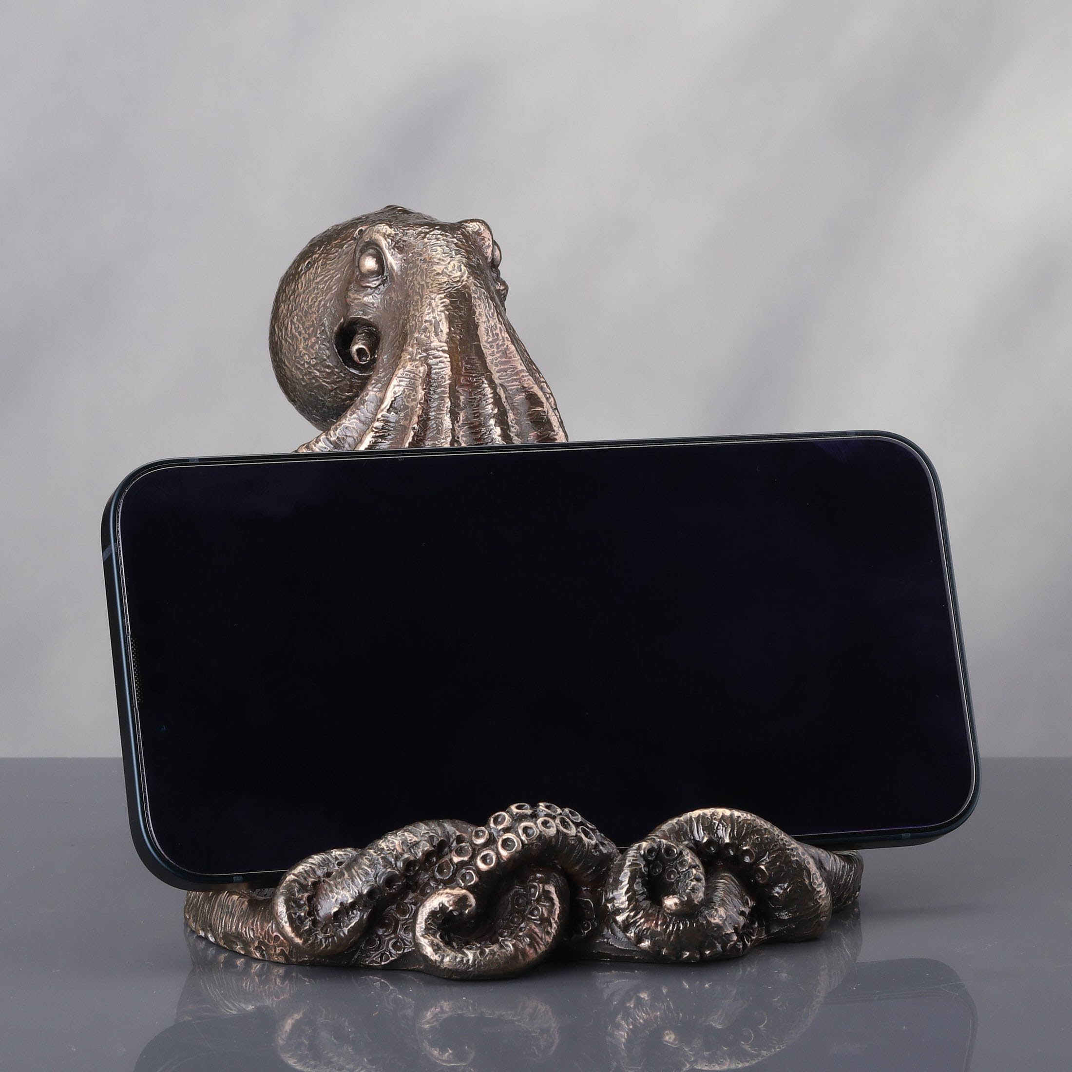 Veronese Design 4 3/8 Inch Octopus Tentacle Phone Stand - Unique Steampunk Desk Organizer & Nautical Decor for iPhone, Android - Perfect for Office, Gaming Setup & Coastal Home Decor