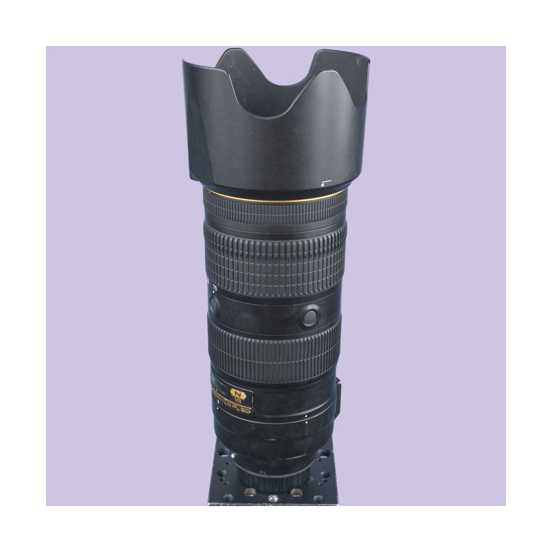 Nikon AF-S NIKKOR 70-200mm f/2.8E FL ED VR Telephoto Zoom Lens - Used (Like New) for Portrait, Sports & Wildlife Photography