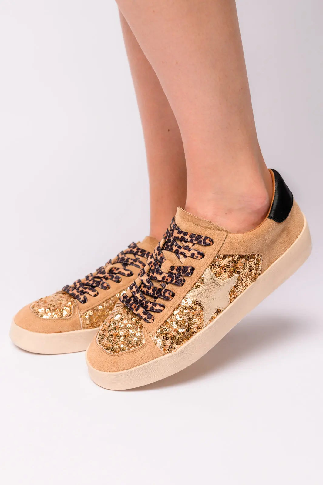 Golden Sequins Sneakers for Women - Fashionable Glitter Party Shoes for Dancing, Weddings & Special Occasions