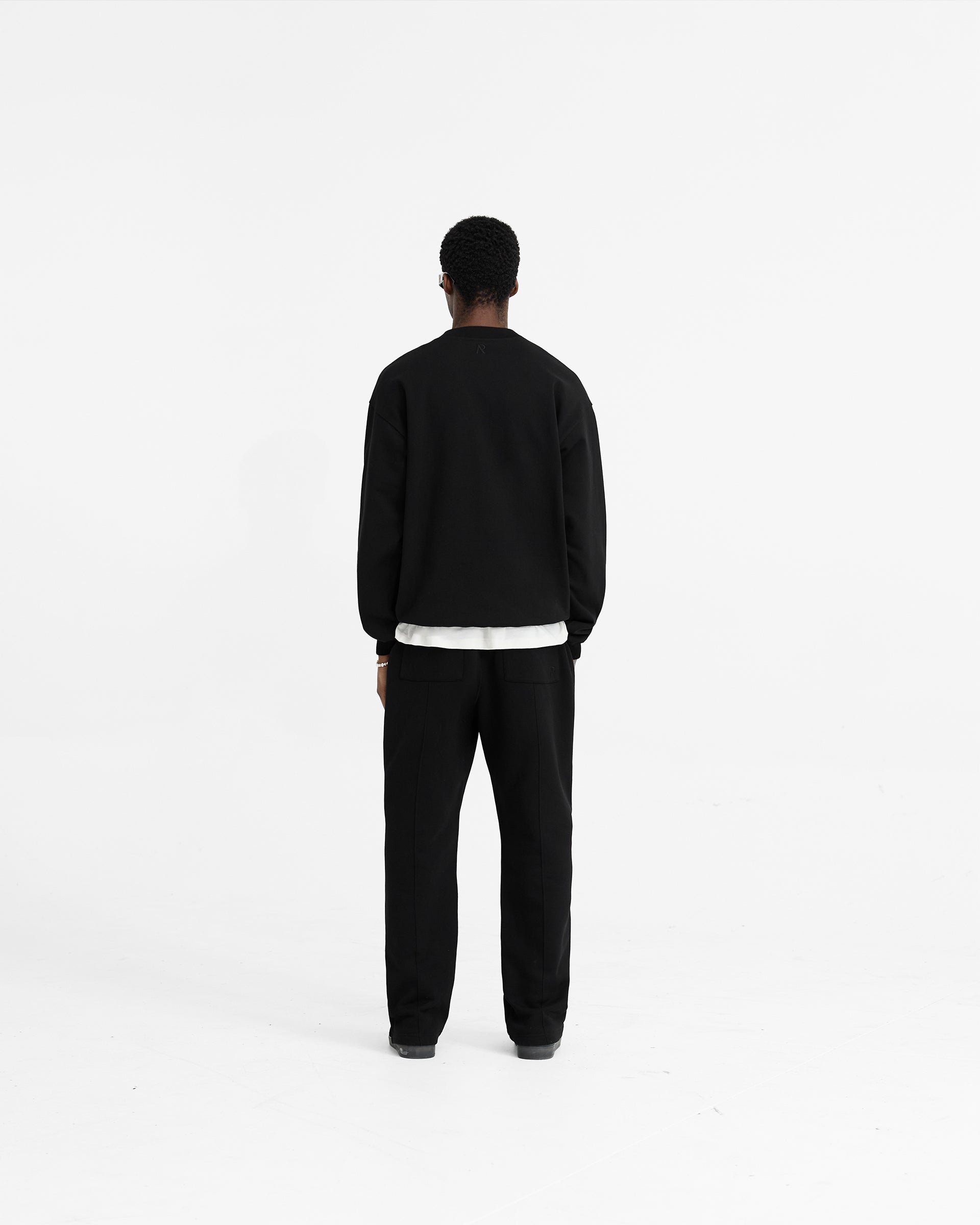 Initial Oversized Sweater Black | Cozy Pullover Sweatshirt for Women | Perfect for Fall, Winter & Casual Outings