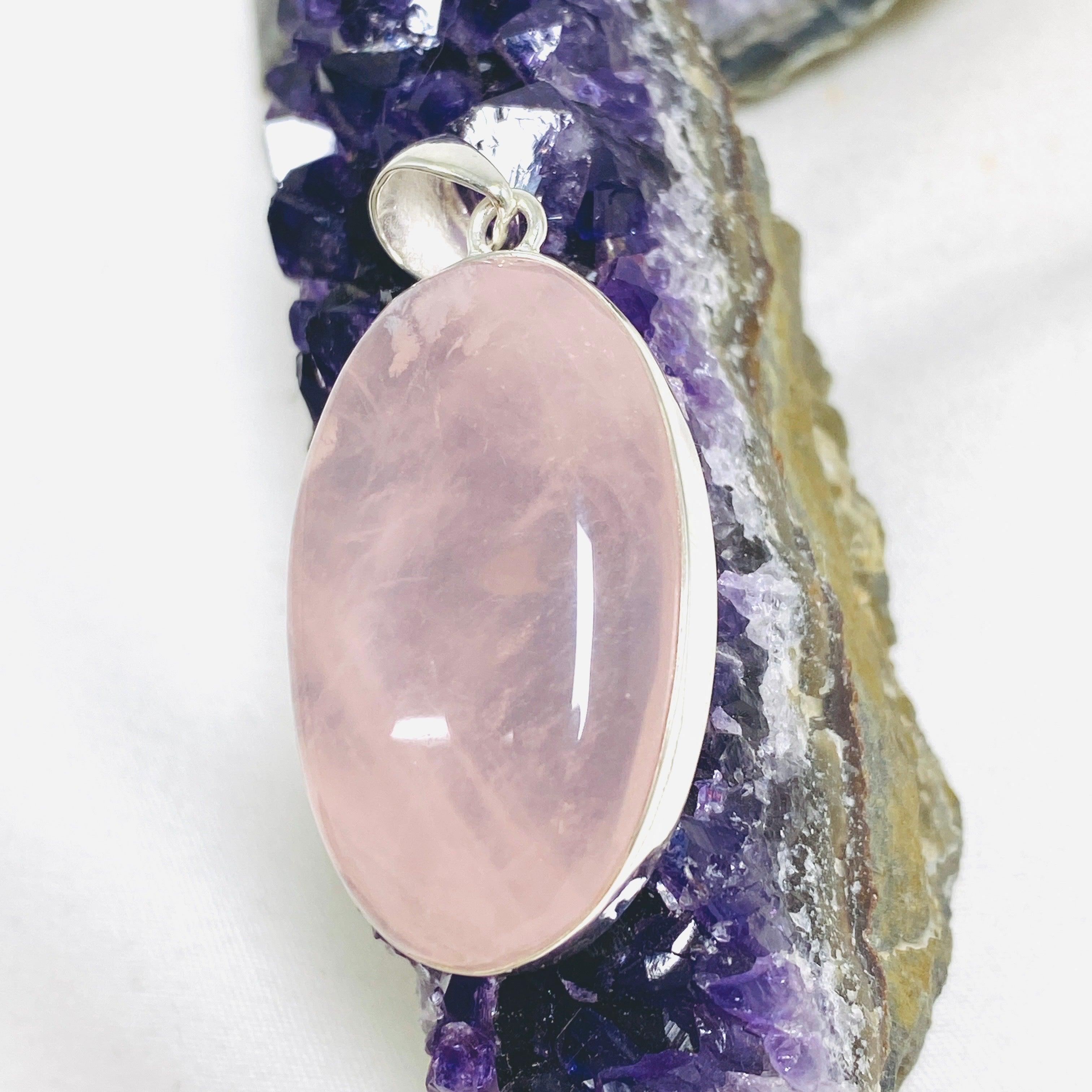 Rose Quartz Oval Pendant Necklace - Natural Healing Crystal Jewelry for Women - Elegant Gift for Valentine's Day, Birthday & Anniversary - Perfect for Meditation, Energy Healing & Spiritual Balance