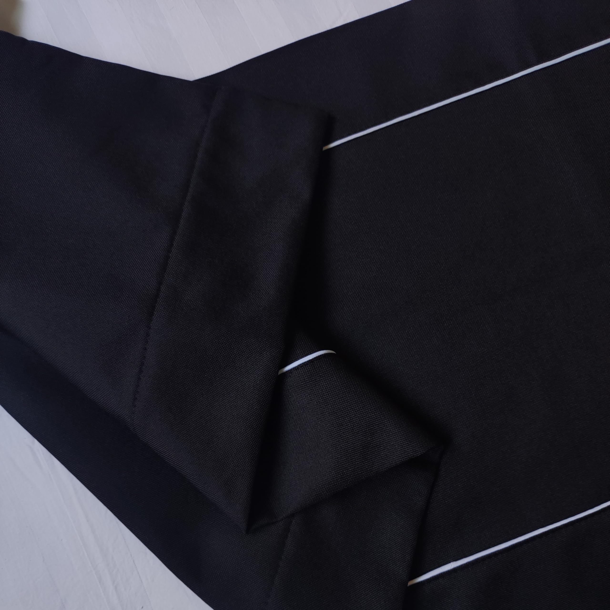 Modern Bed Runner Decorative Bed End Scarf - Black 70x19.5 Inches (180x50cm) - Luxury Bedding Accent for Home, Hotel, Guesthouse - Perfect for Queen & King Size Beds