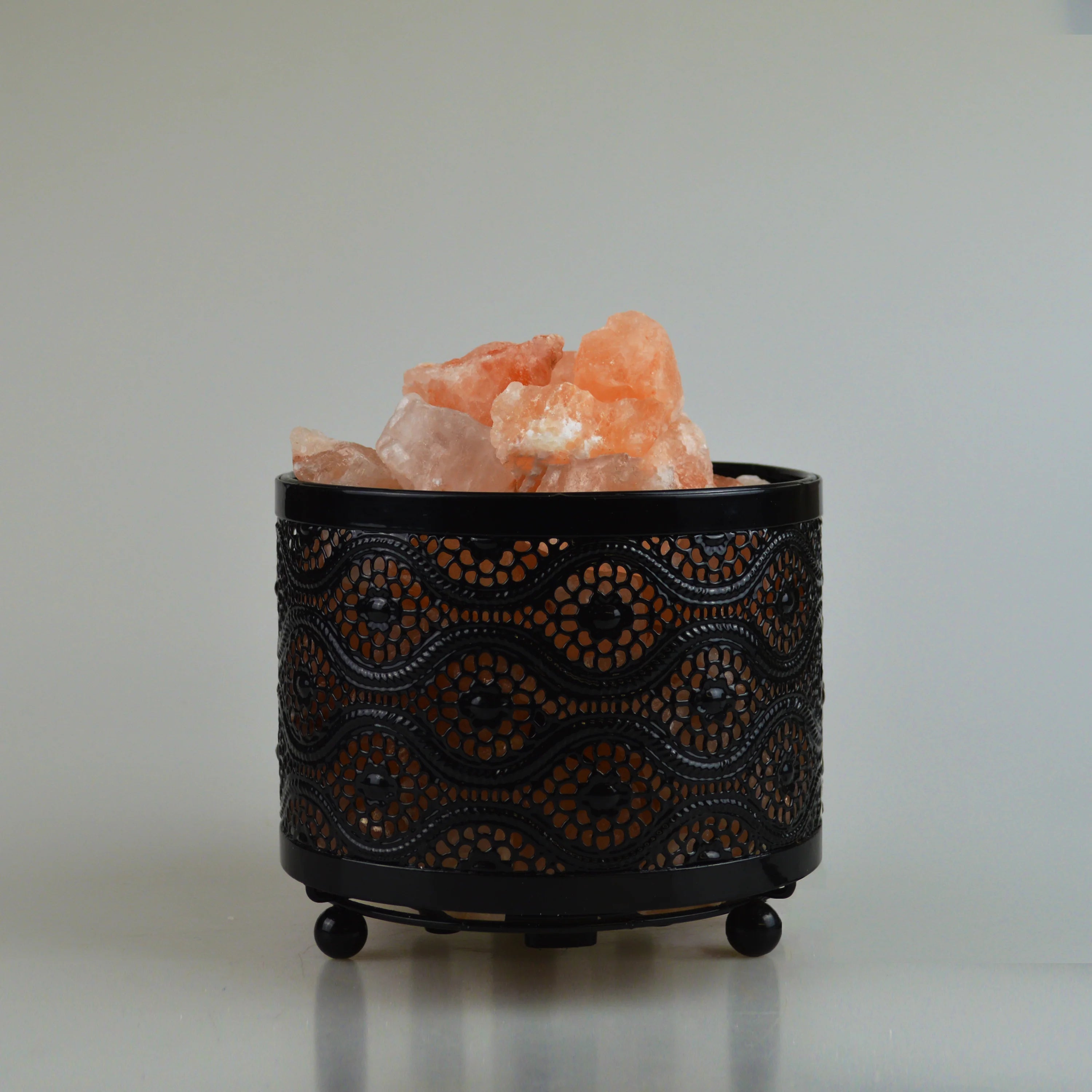 Himalayan Salt Lamp with Moroccan Design - Natural Air Purifier & Relaxing Night Light for Bedroom, Yoga, Meditation & Home Decor