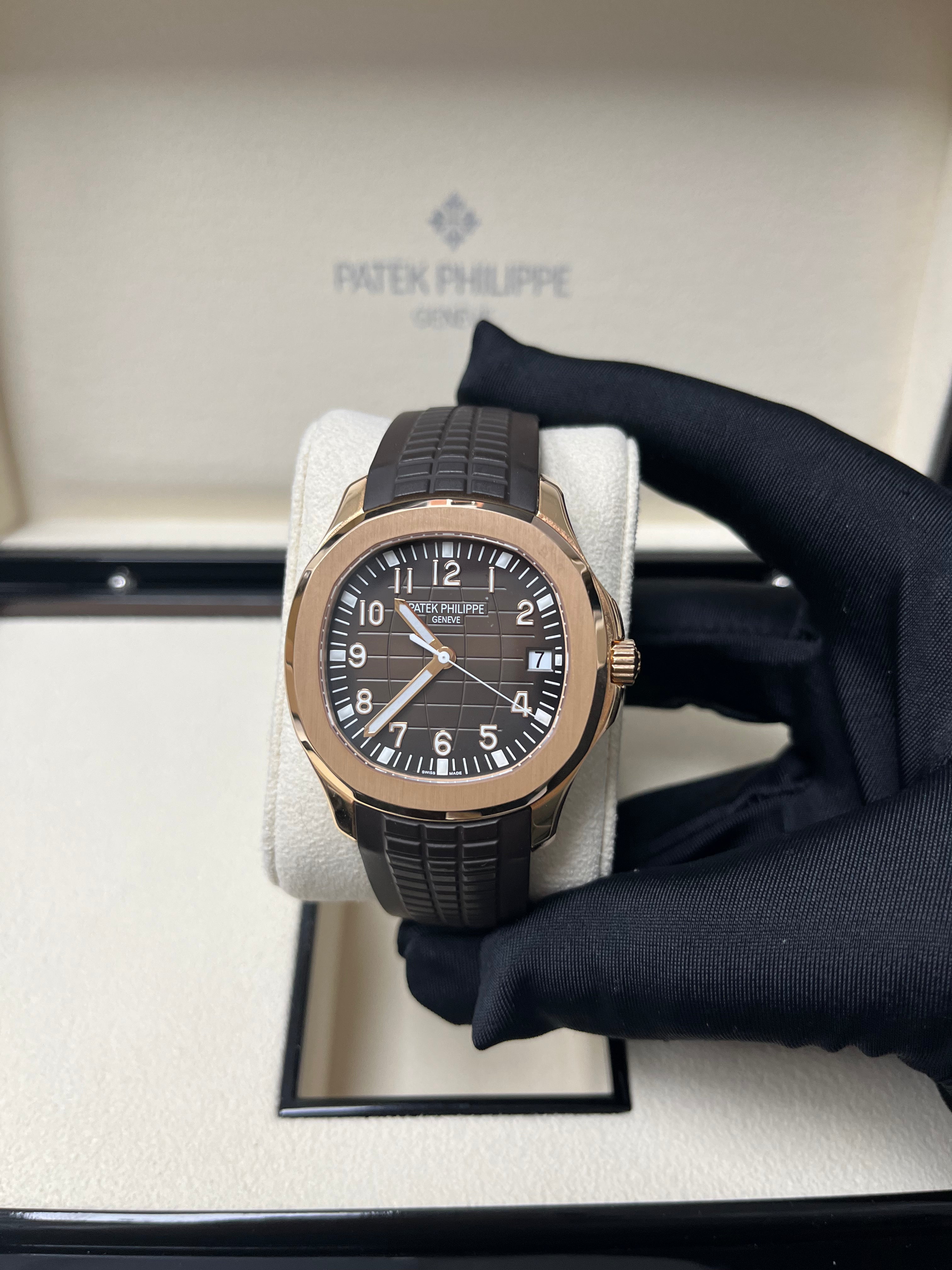 Patek Philippe Aquanaut 5167R-001 Rose Gold Men's Watch with Brown Dial - Luxury Automatic Timepiece for Business, Gala & Special Occasions