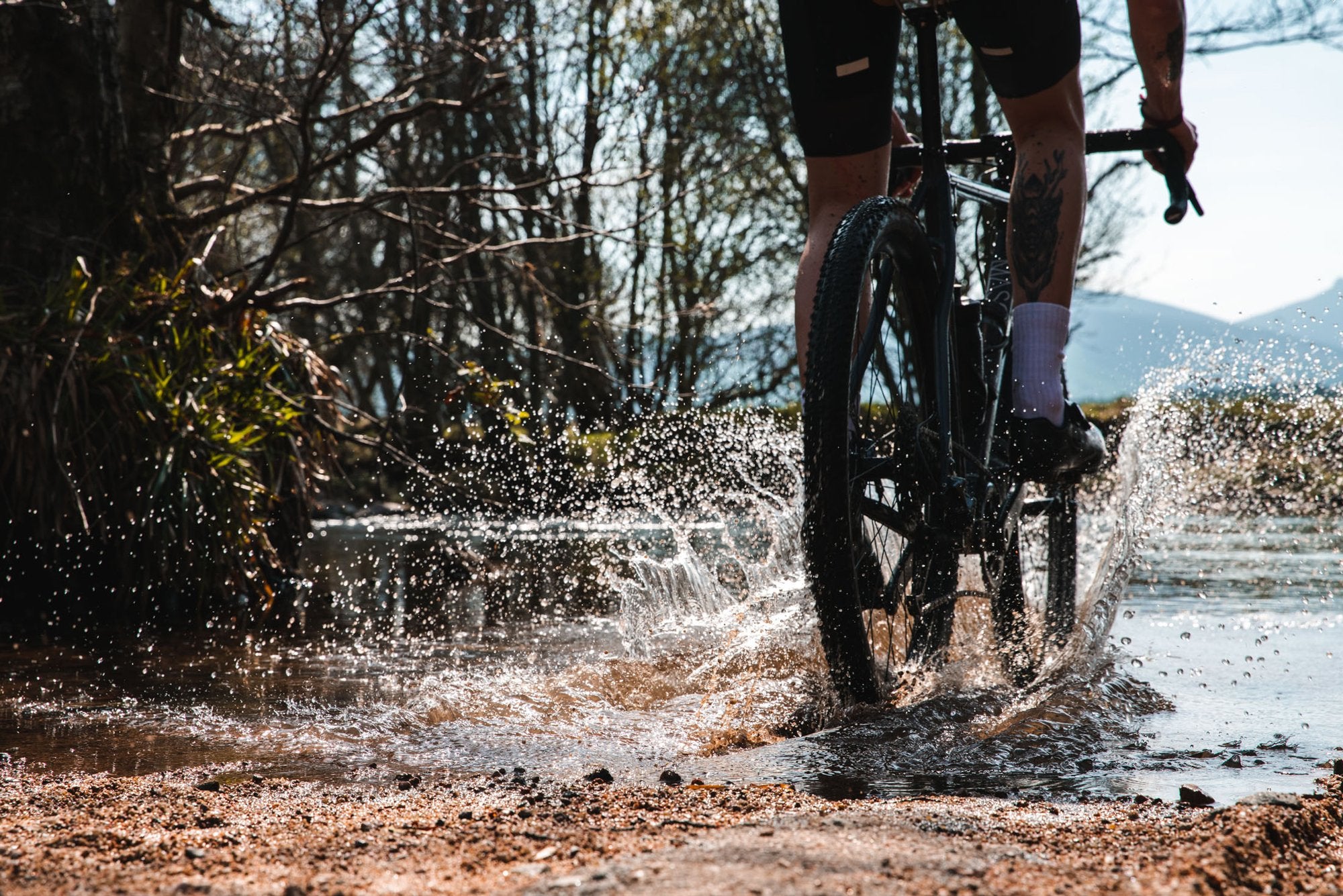 MASON x HUNT 650B Adventure Sport Disc Wheelset - Lightweight Alloy Wheels for Gravel & Cyclocross Bikes - Perfect for Off-Road Cycling and Adventure Riding
