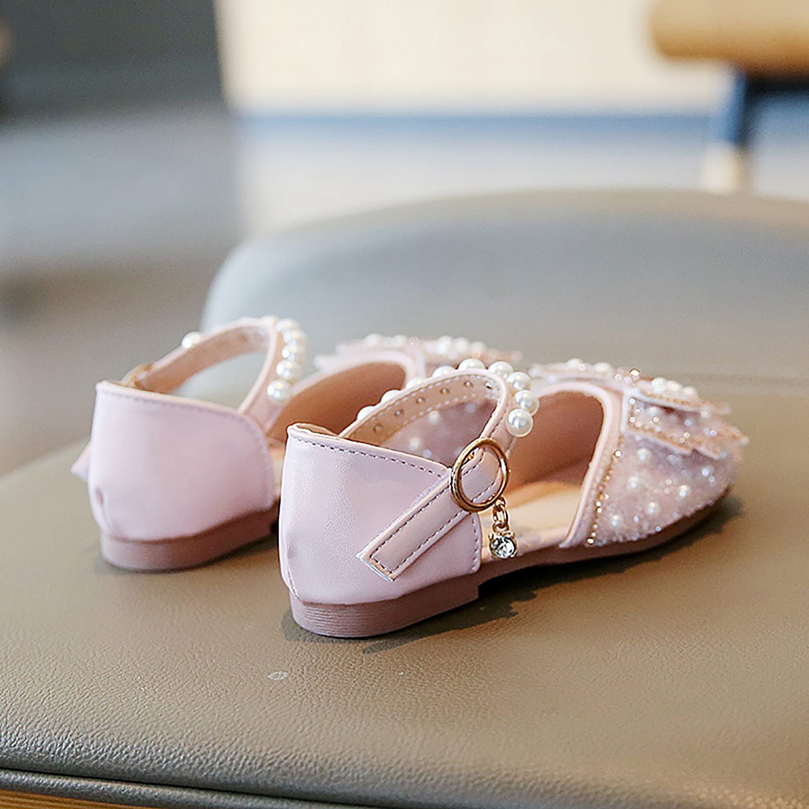 EnJoCho Girls' Crystal Bowknot Dance Sandals - Sparkling Princess Shoes with Pearl Bling for Toddlers (Pink, Size 3.5 Years) | Perfect for Ballet Class, Party Wear & Special Occasions