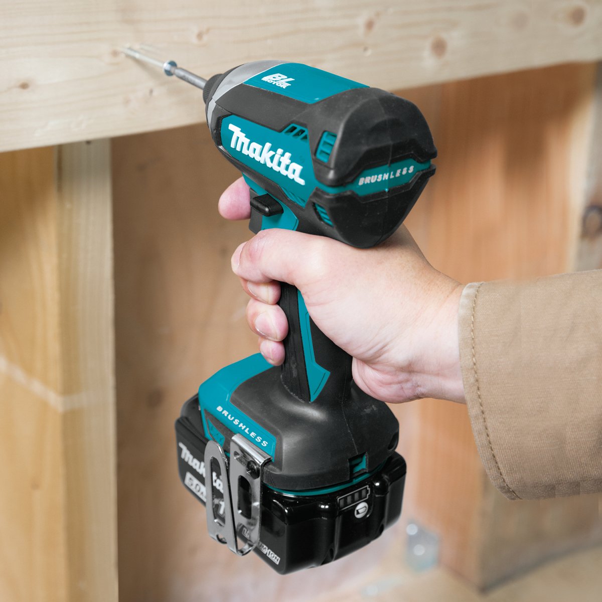 18V LXT Lithium-Ion Brushless Cordless 2-Piece Combo Kit with 5.0Ah Battery - Perfect for DIY Home Improvement and Professional Construction Projects