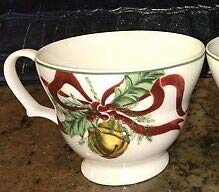 Noble Excellence Holly Bells Tea & Coffee Cup Set - 3