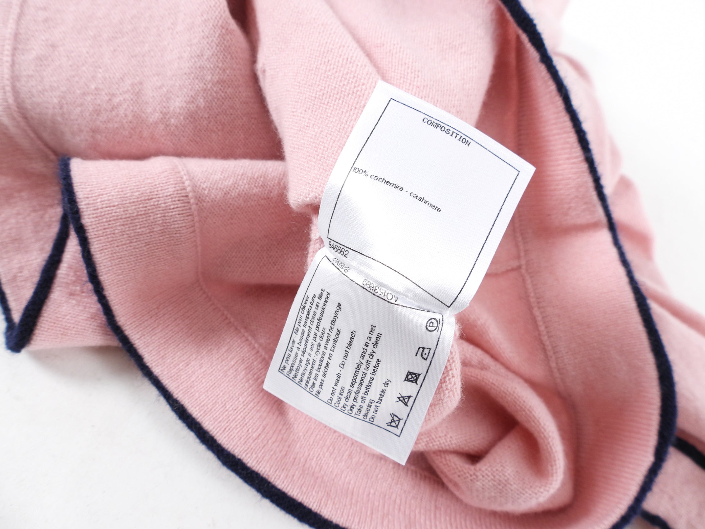 Chanel 21S Pink Cashmere Cardigan Sweater with Signature No.5 Buttons - Size FR38 / US Small - Perfect for Spring Outfits & Luxury Fashion Events