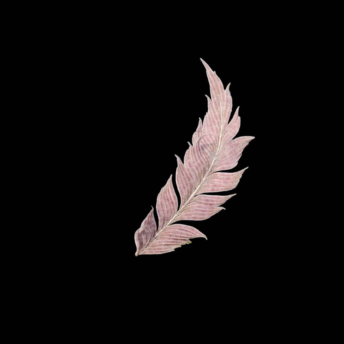 Exquisite Feather Silk Brooch Handcrafted Jewelry - Elegant Floral Design for Women's Fashion Accessories | Perfect for Weddings, Parties & Special Occasions
