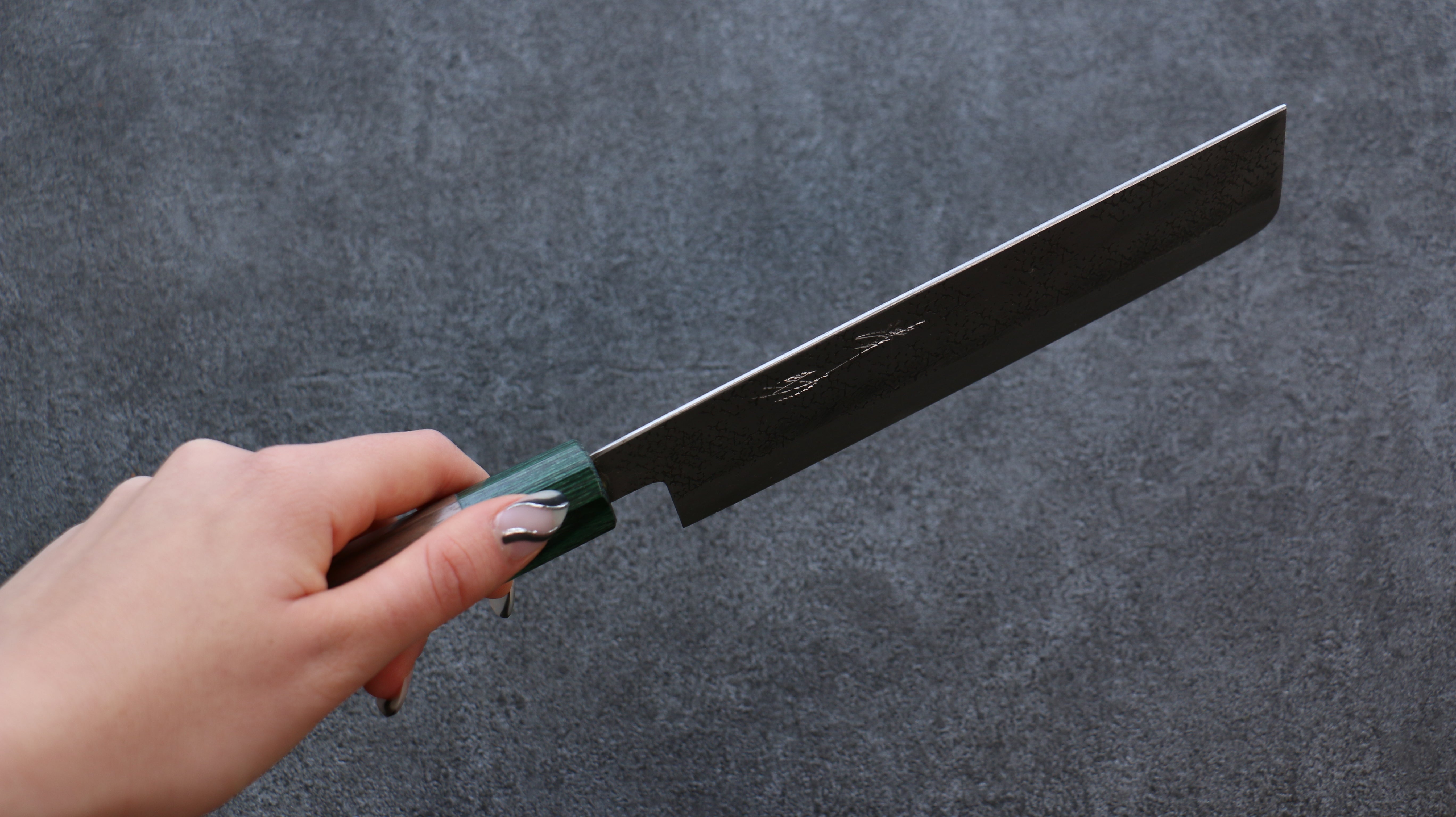 Premium Seisuke Blue Super Hammered Nakiri Knife 165mm - Japanese Chef Knife with Walnut & Double Green Pakka Wood Handle - Perfect for Slicing Vegetables, Herbs & Sushi Preparation