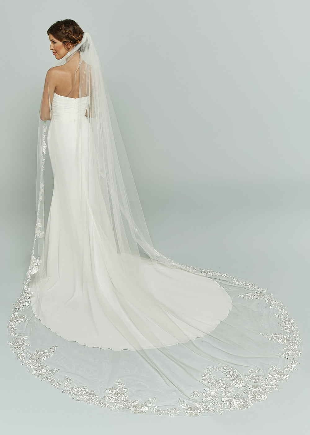 V1013 Cathedral Veil with Lace Appliques - Elegant Bridal Wedding Accessory for Church Ceremonies & Formal Weddings