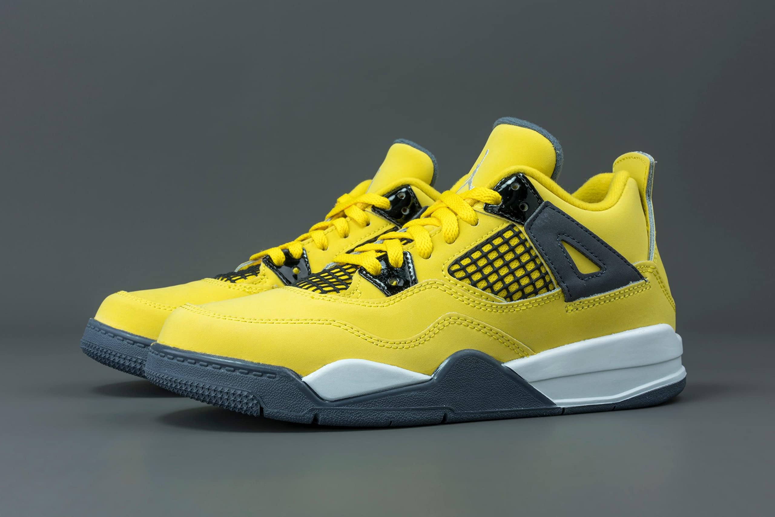 Air Jordan 4 Retro Men's Basketball Shoes - White/Cement Grey (308497-106) | Classic Sneakers for Streetwear, Sports & Casual Outfits