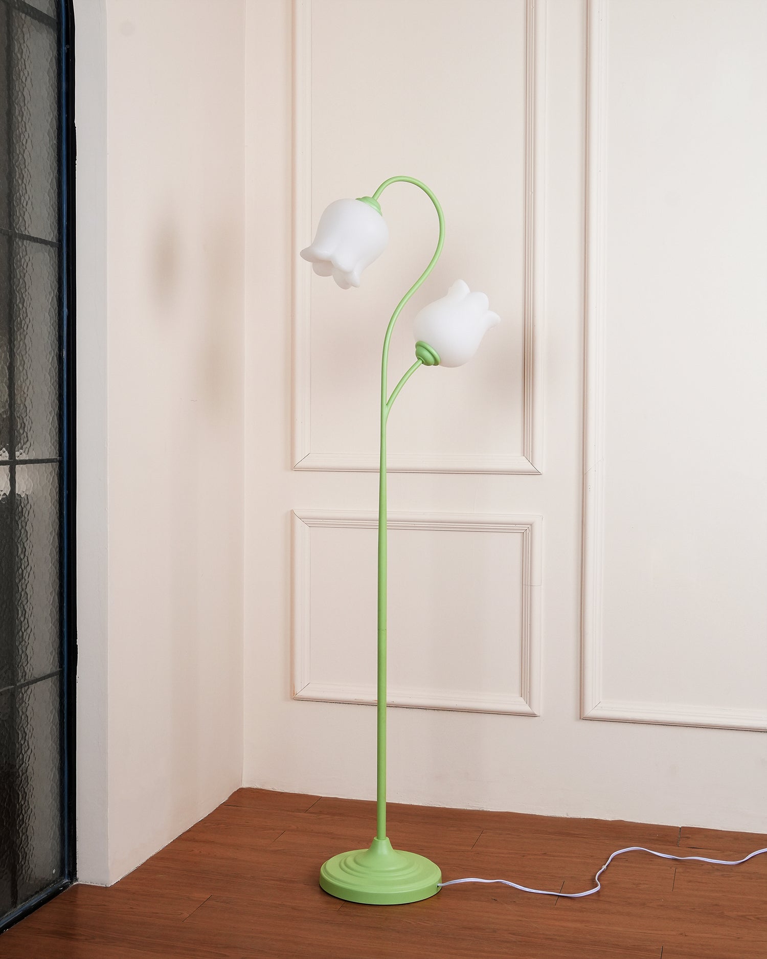 Modern Lilium Floor Lamp with Adjustable Brightness - Elegant Standing Light for Living Room, Bedroom, or Office - Perfect for Reading, Relaxing, and Ambient Lighting