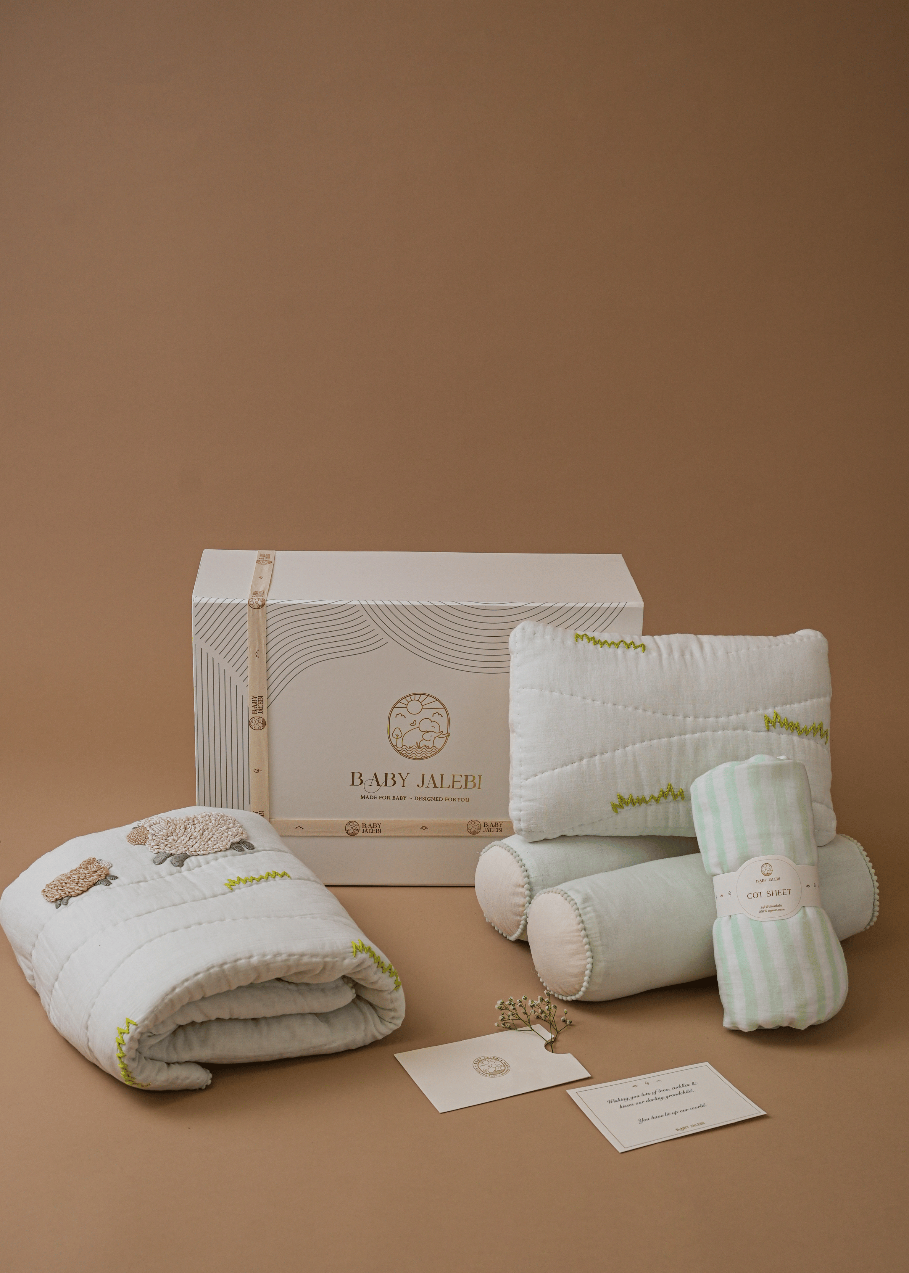 Soft and Cozy Counting Sheep Cot Bedding Set - 100% Organic Cotton Baby Crib Sheets & Blanket for Nursery, Perfect for Newborns, Infants, and Toddlers - Ideal for Bedtime, Naptime, and Nursery Decor