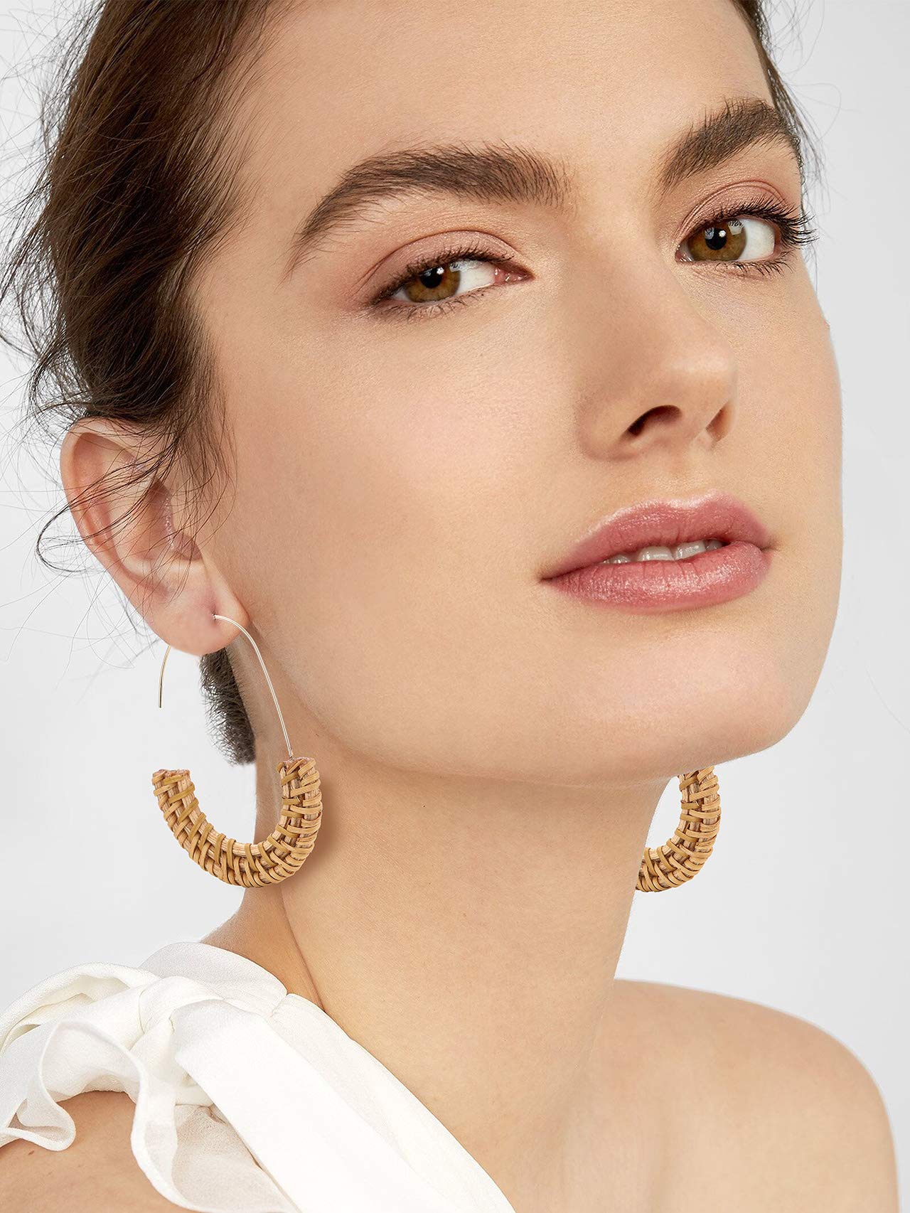 Handmade Rattan Hoop Earrings for Women - Lightweight Straw Wicker Braid Drop Dangle Earrings - Boho Fashion Jewelry for Summer, Beach, and Casual Wear