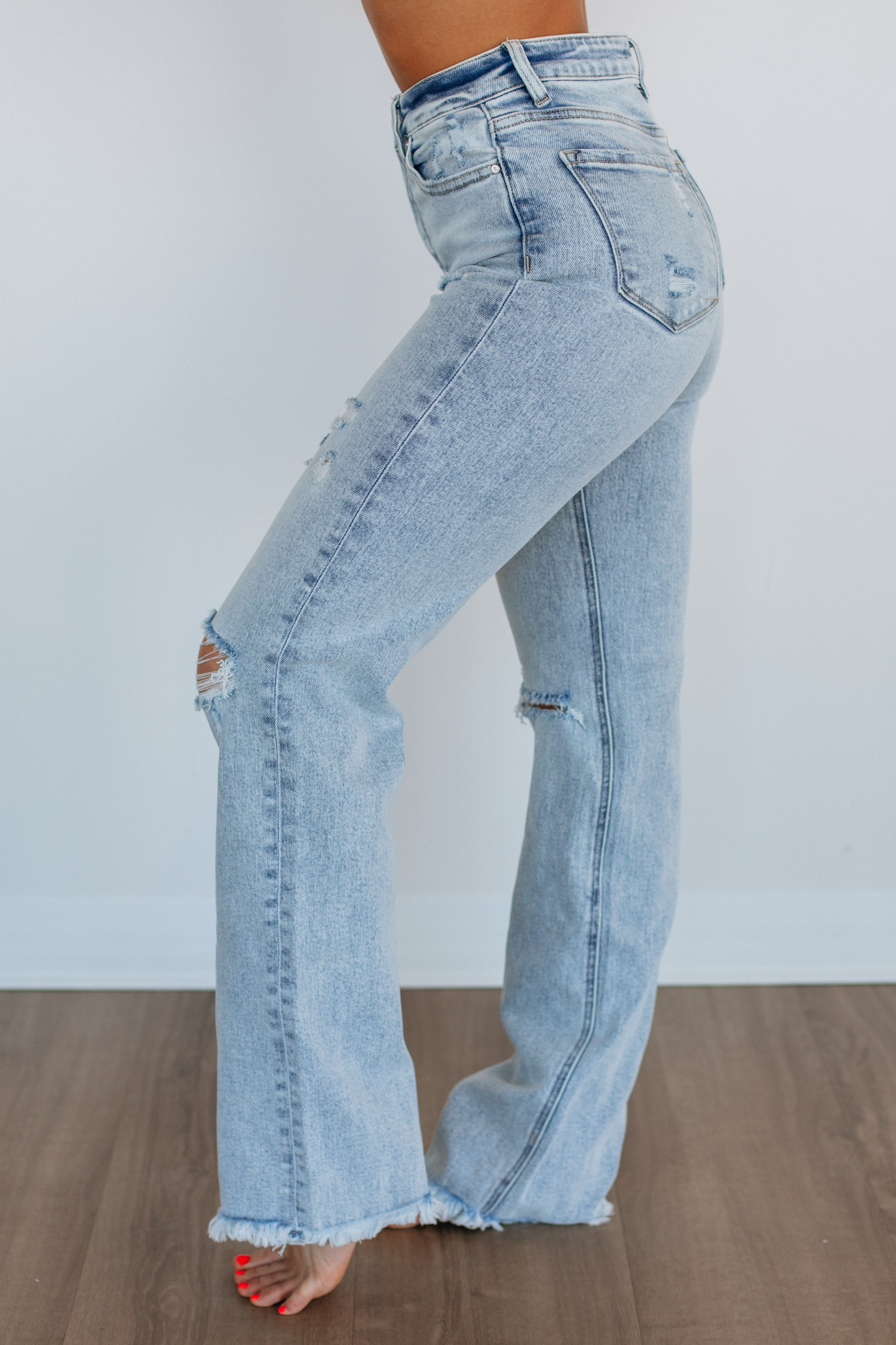 Eloise Risen Light Wash High Waist Stretch Jeans for Women - Comfortable Slim Fit Denim Pants for Casual Wear & Everyday Outfits