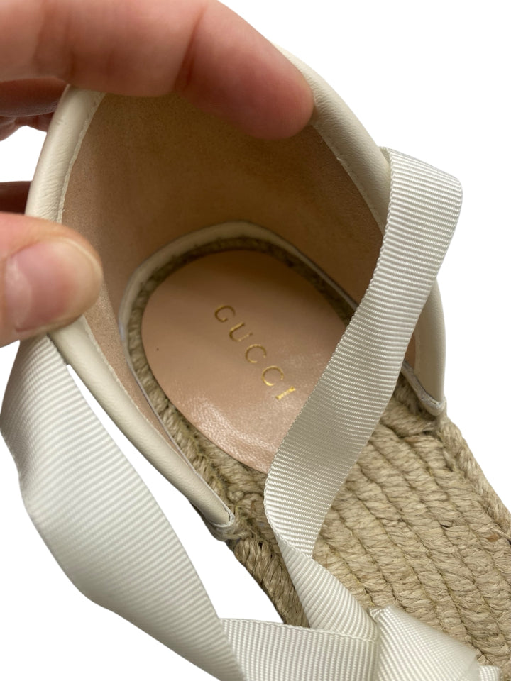 Gucci Women's Tan Espadrille Shoes with Patch - Size 39 (US 9) | Casual Summer Flats for Beach, Vacation & Everyday Wear