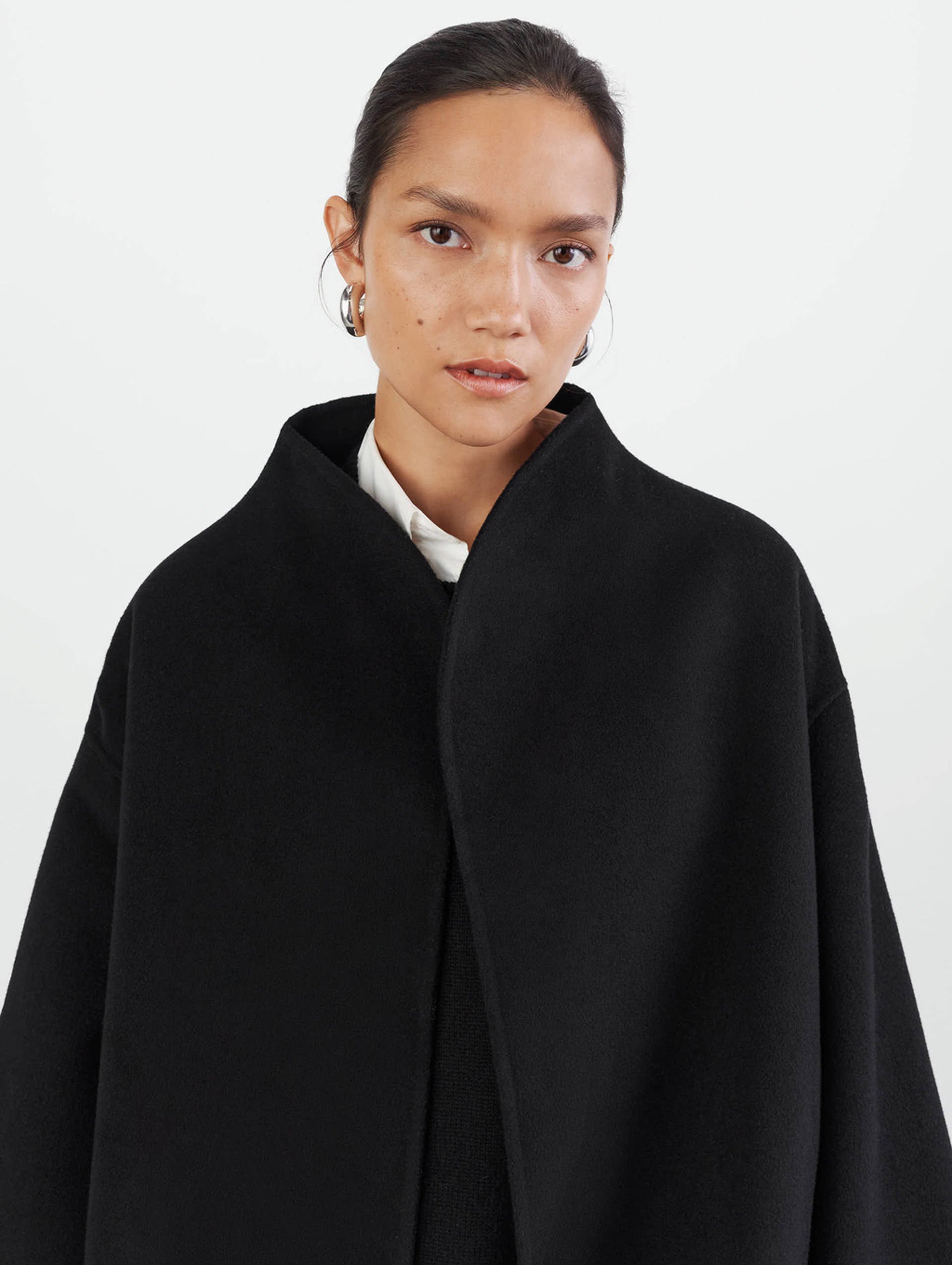 Stylish Black Signature Short Jacket for Women - Perfect for Casual Outings, Office Wear & Evening Events