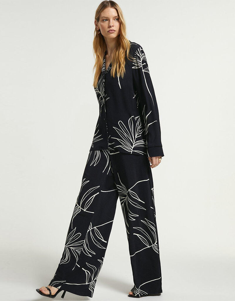 Latest Black Printed Oversized Shirt & Pants Set - Trendy Loose Fit Outfit for Women, Casual Streetwear, Plus Size Fashion - Perfect for Daily Wear, Travel, and Relaxation