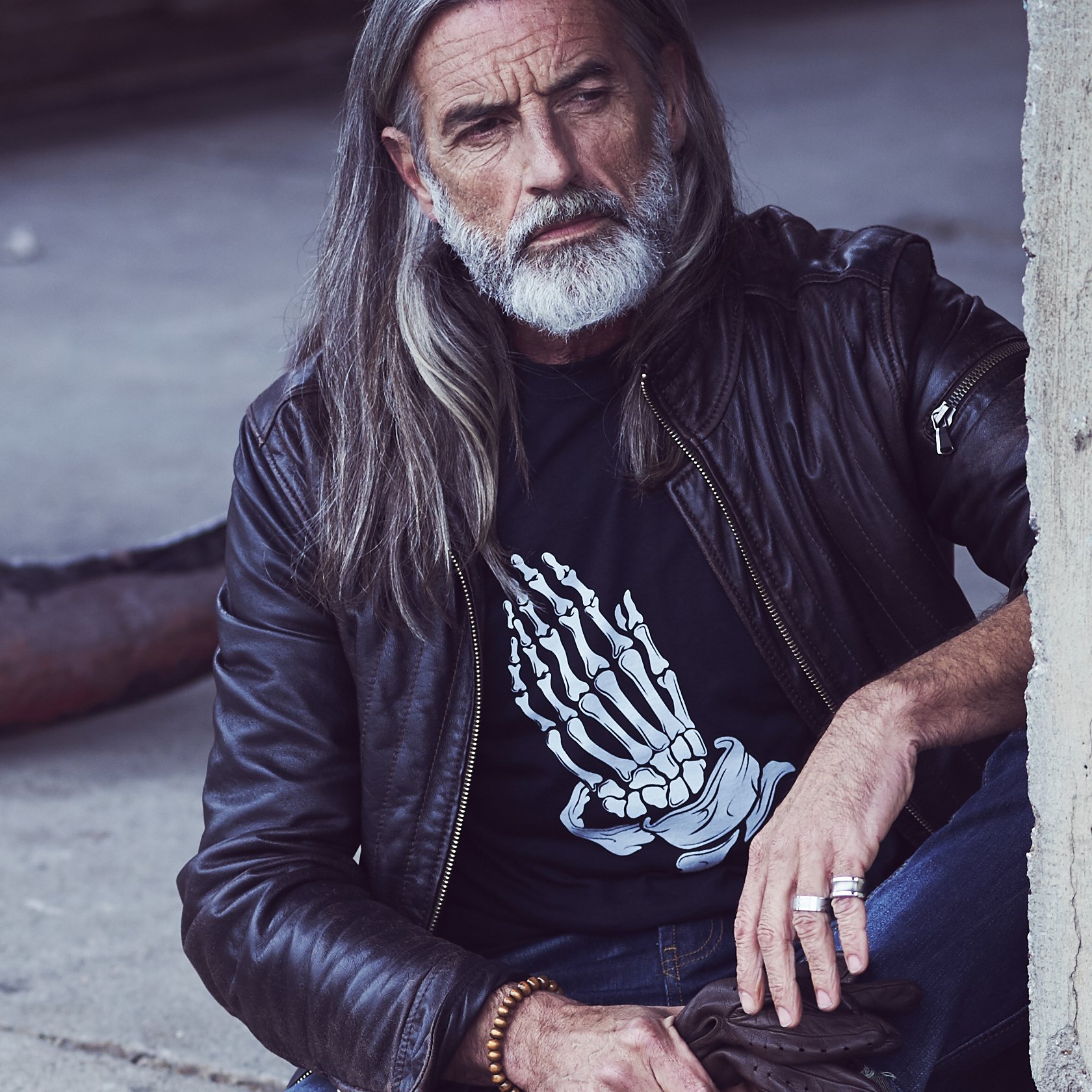 Praying Hands T-Shirt for Men - Gothic Skull & Bones Motorcycle Rider Gift - Perfect for Biker Events, Motorcycle Rallies & Gothic Fashion