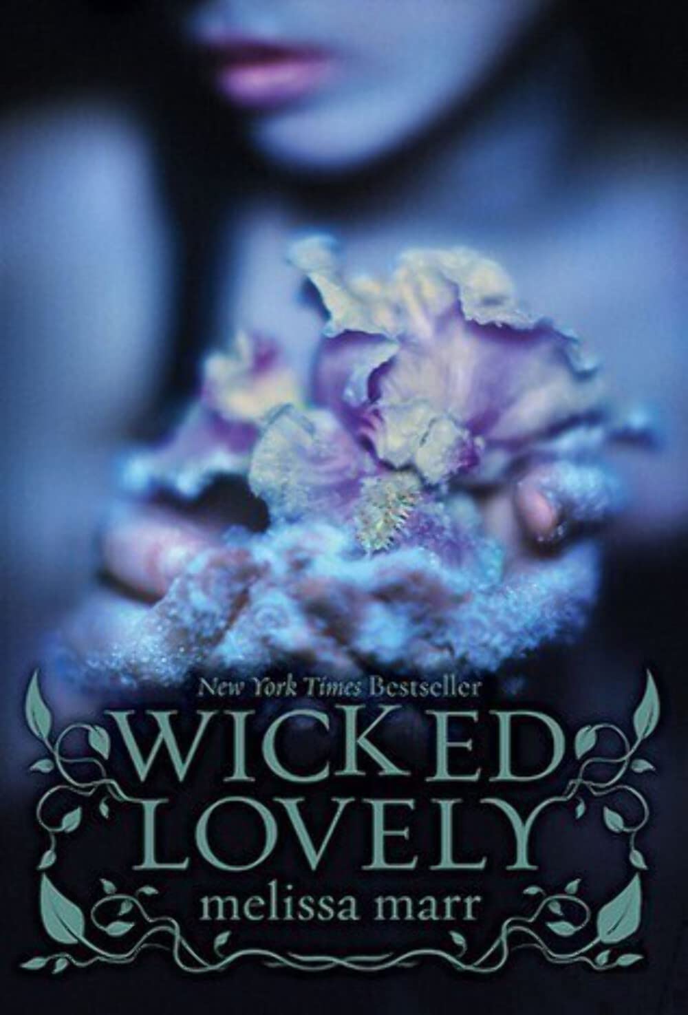 Wicked Lovely (Book 1) - Dark Fantasy Romance Novel for Adults | Perfect for Gothic Lovers & Urban Fantasy Readers