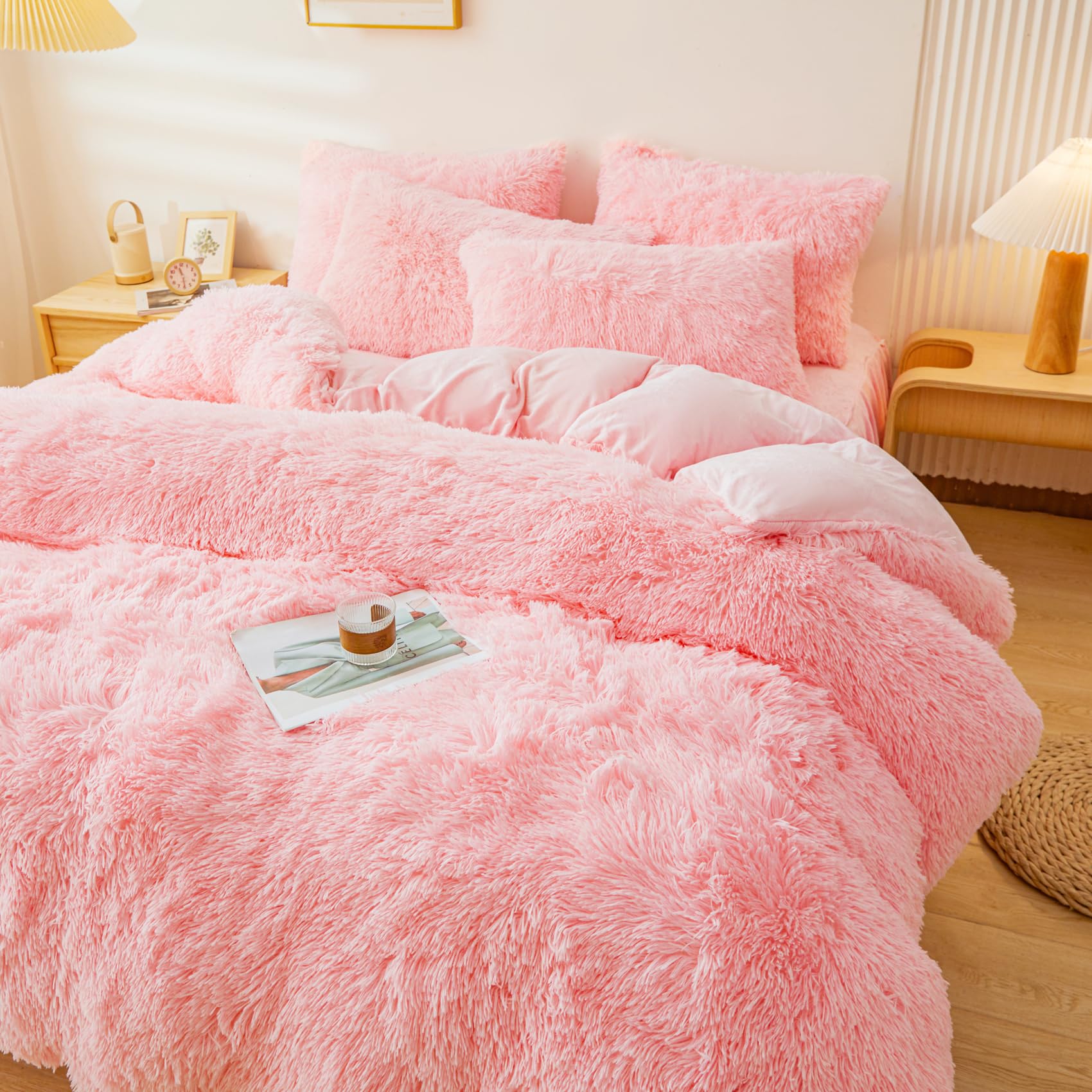 Fluffy Pink Faux Fur Comforter Cover Set - Ultra Soft Plush Bedding 3 Piece Set (1 Duvet Cover + 2 Pillowcases) for Queen Size Bed - Cozy Winter Bedroom Decor & Luxury Home Essentials