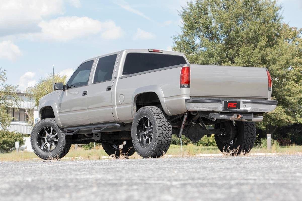 6 Inch Lift Kit for Chevy 3/4 Ton & 1 Ton Trucks (1988-2000) - Fits Suburban/C2500/K2500/C3500/K3500 with 8 Lug Wheels | Heavy Duty Off-Road Suspension Upgrade | Perfect for Towing, Overlanding & Off-Road Adventures